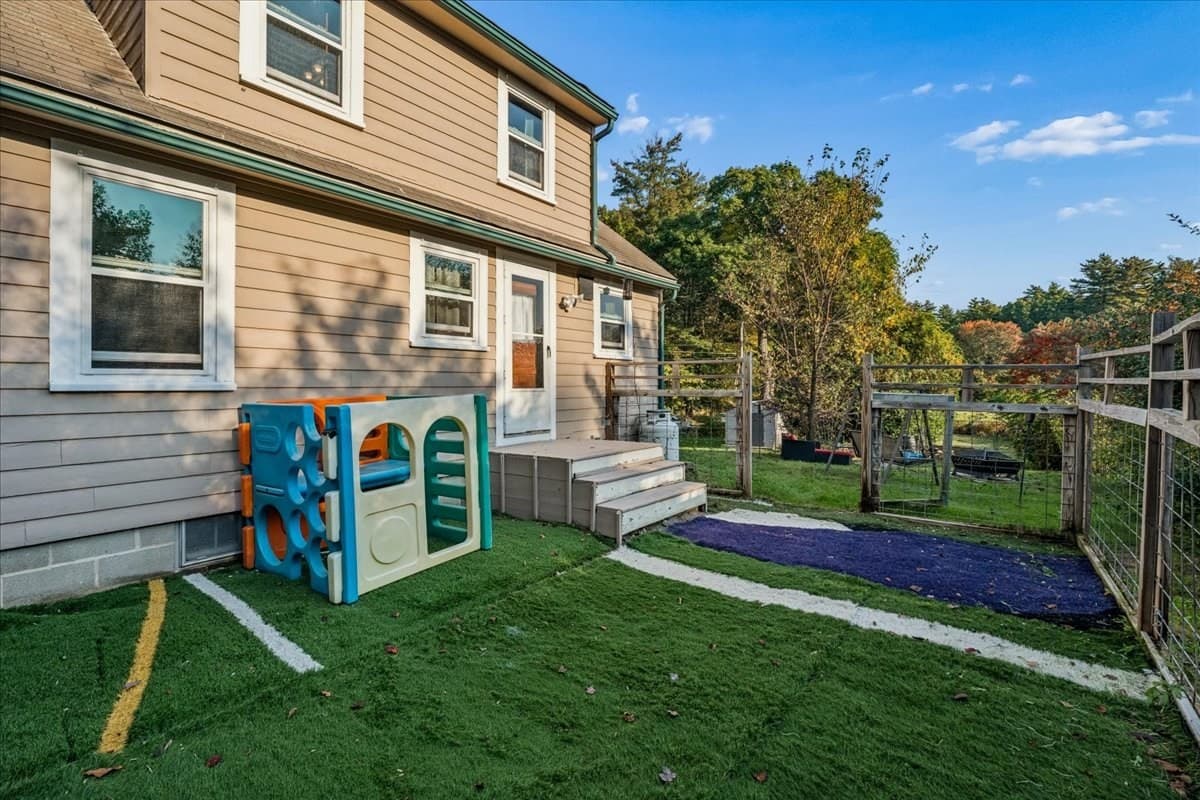 Single Family Residence at 16 Gile Road, Raymond NH 03077, Raymond, photo 6 of 42