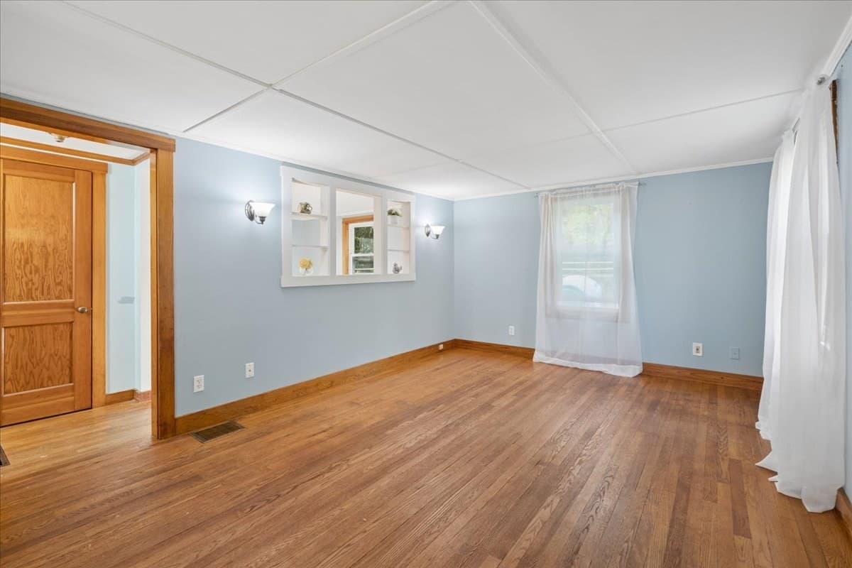 Single Family Residence at 16 Gile Road, Raymond NH 03077, Raymond, photo 20 of 42