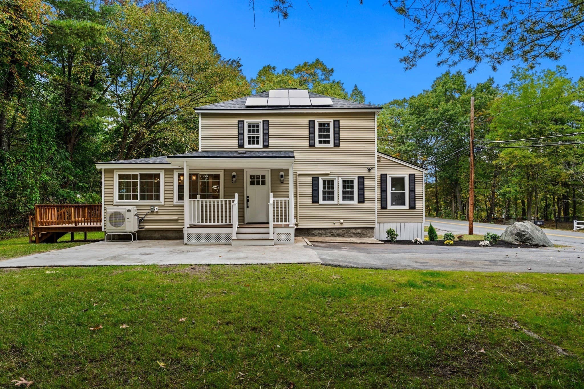 Single Family Residence at 622 Textile Ave, Dracut MA 01826, Dracut, photo 4 of 42