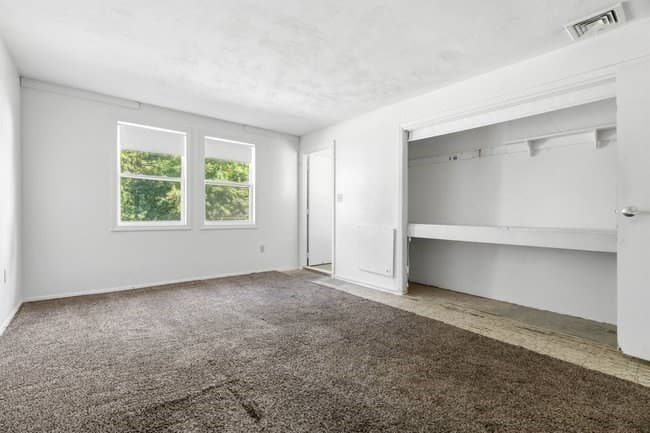 Single Family Residence at 8 Oran Cir, Peabody MA 01960, Peabody, photo 14 of 33