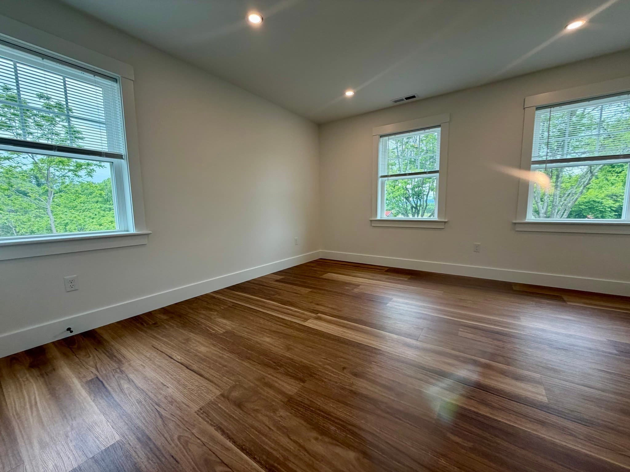 Single Family Residence at 124 S Silver Lane, Sunderland MA 01375, photo 24 of 41