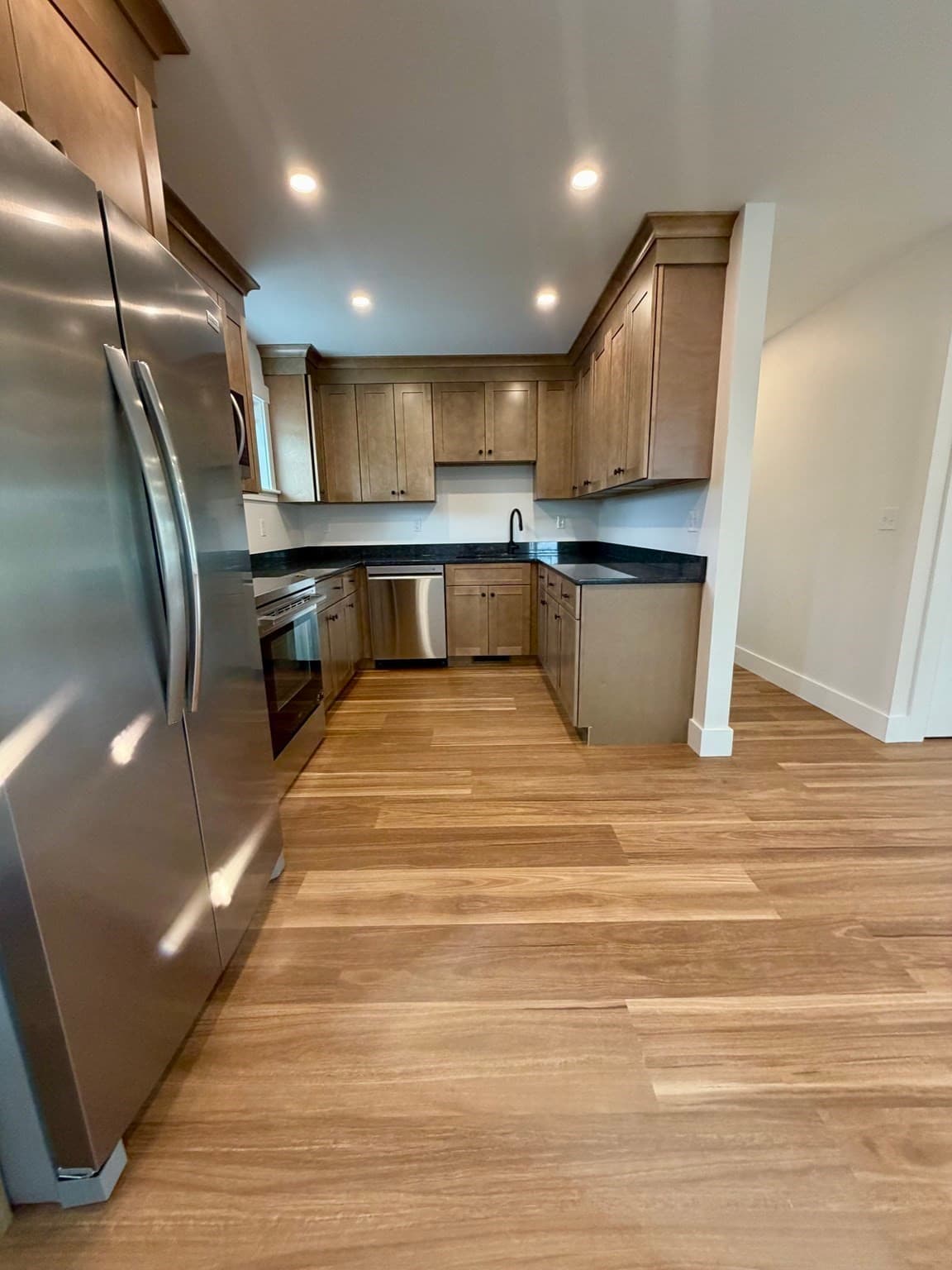 Single Family Residence at 124 S Silver Lane, Sunderland MA 01375, photo 8 of 41