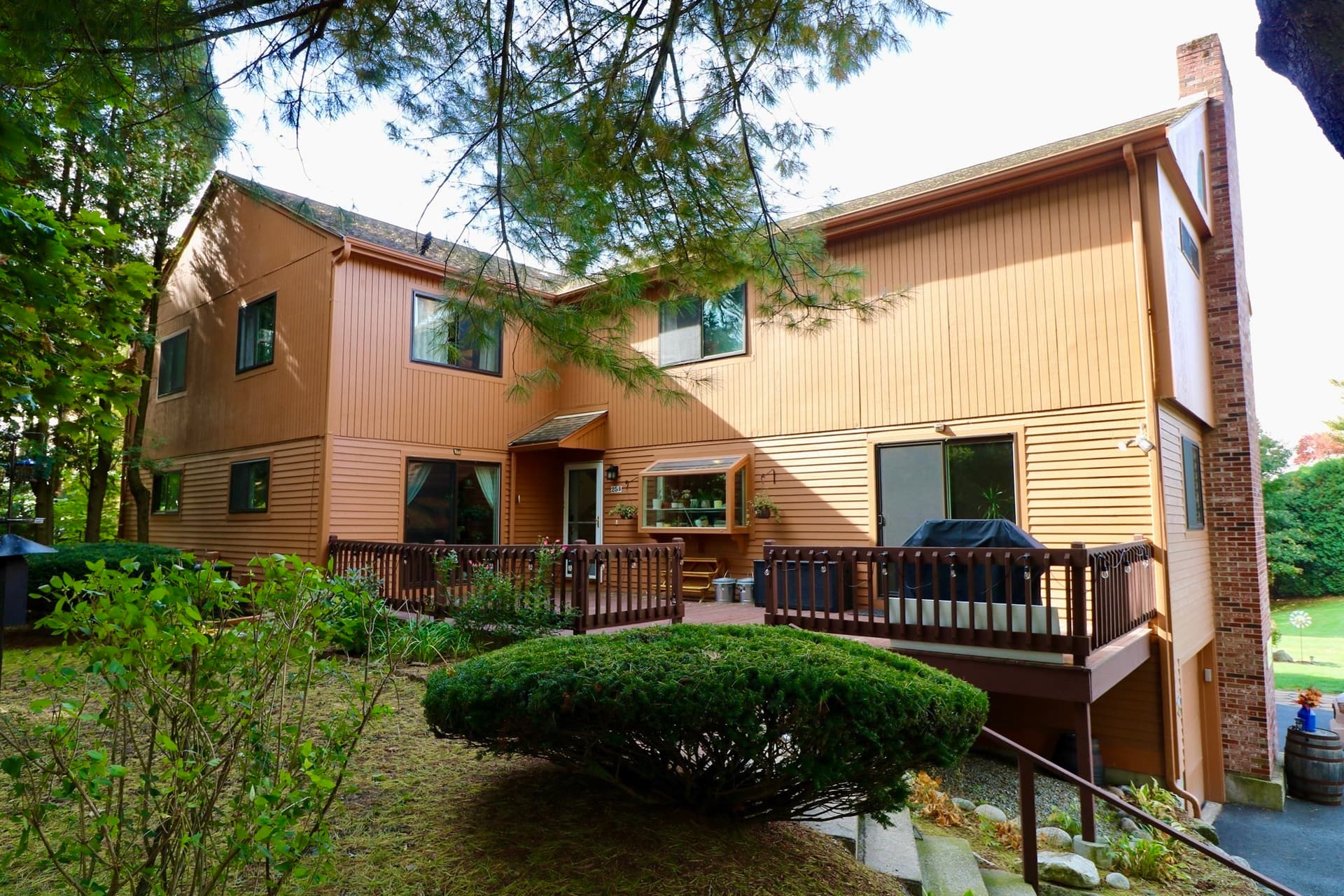 25B Country Club Ln # B, Milford MA 01757