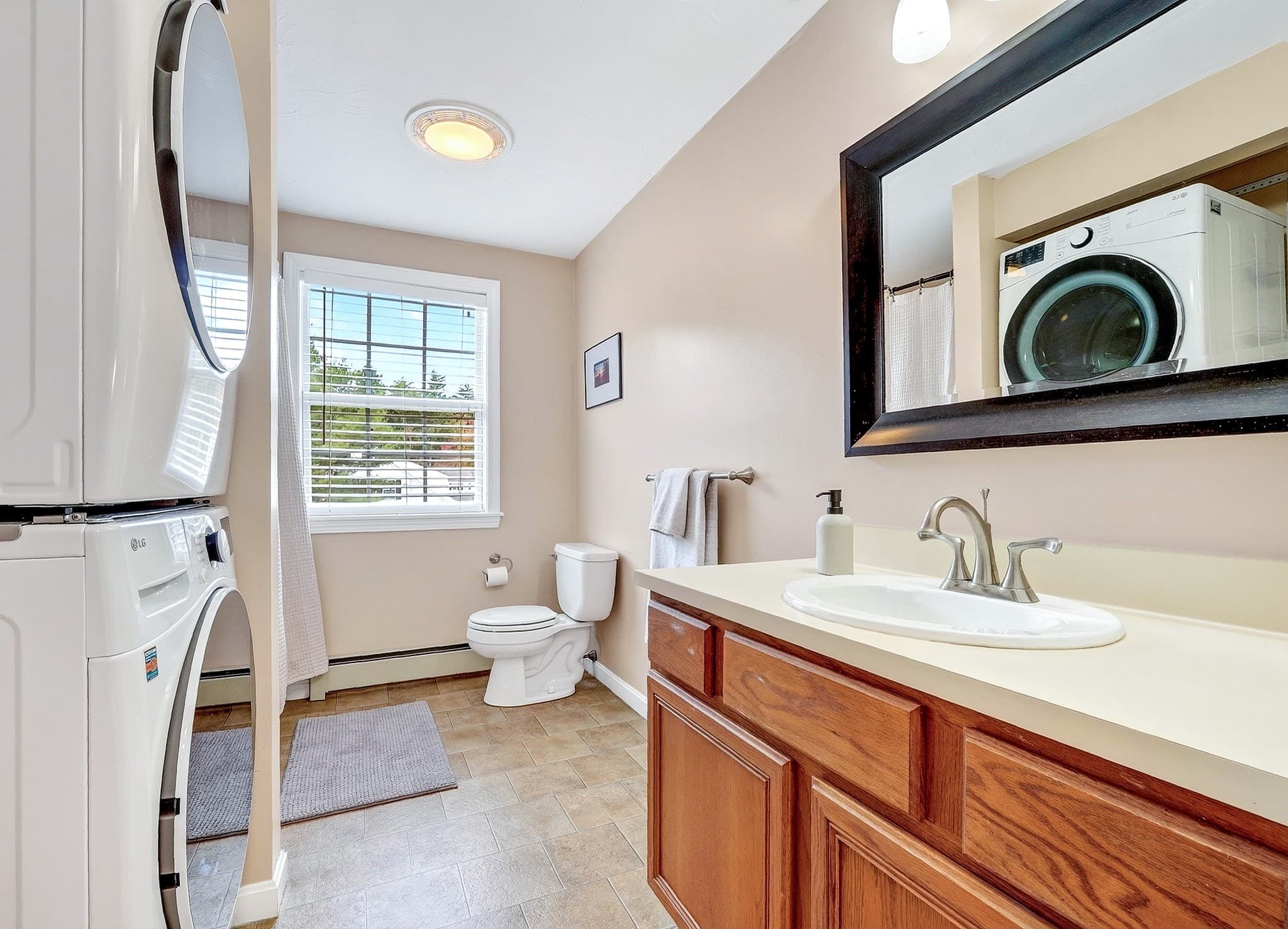 Condominium at 51 Berrington Rd # 51, Leominster MA 01453, Leominster, photo 23 of 40