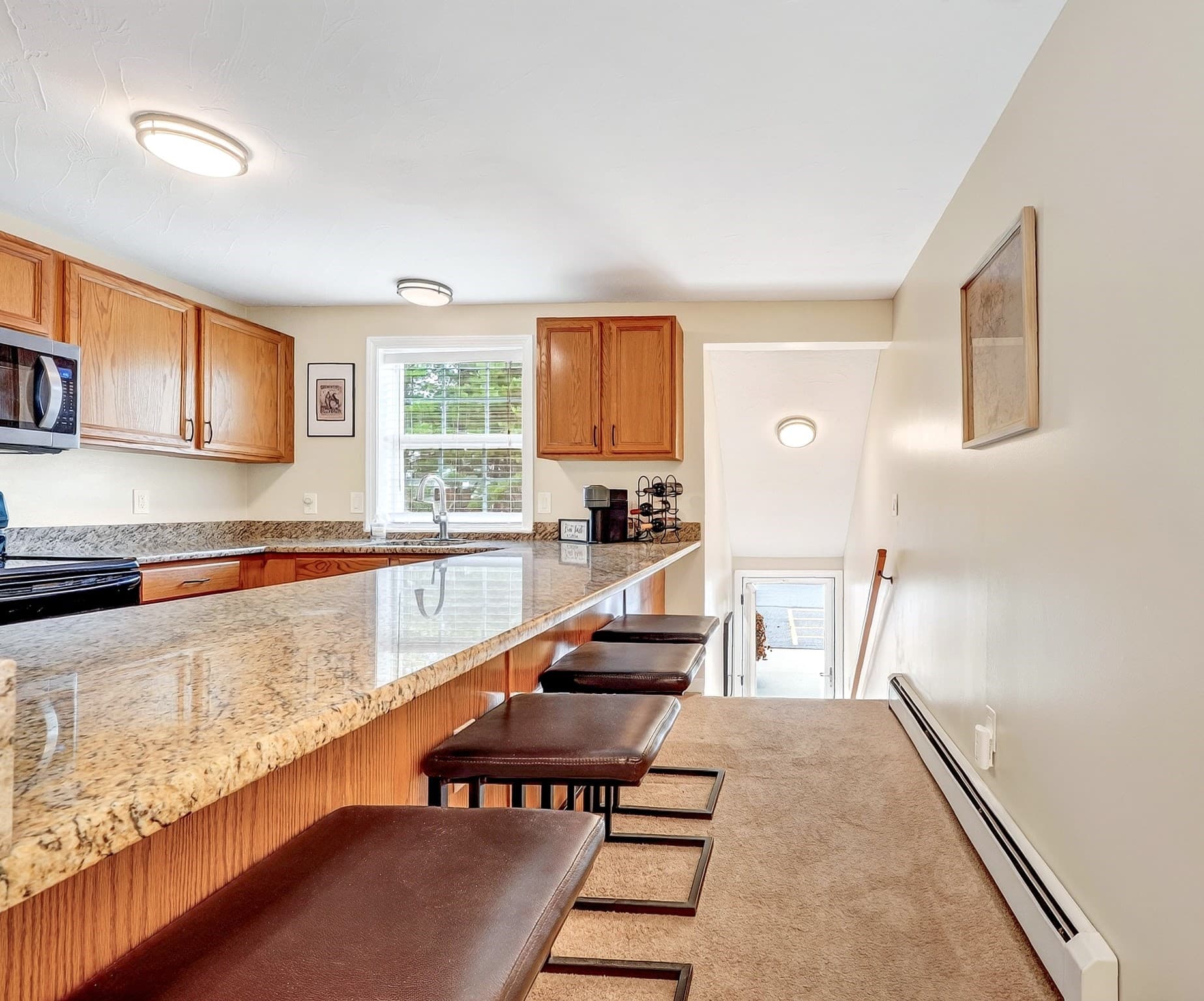 Condominium at 51 Berrington Rd # 51, Leominster MA 01453, Leominster, photo 2 of 40