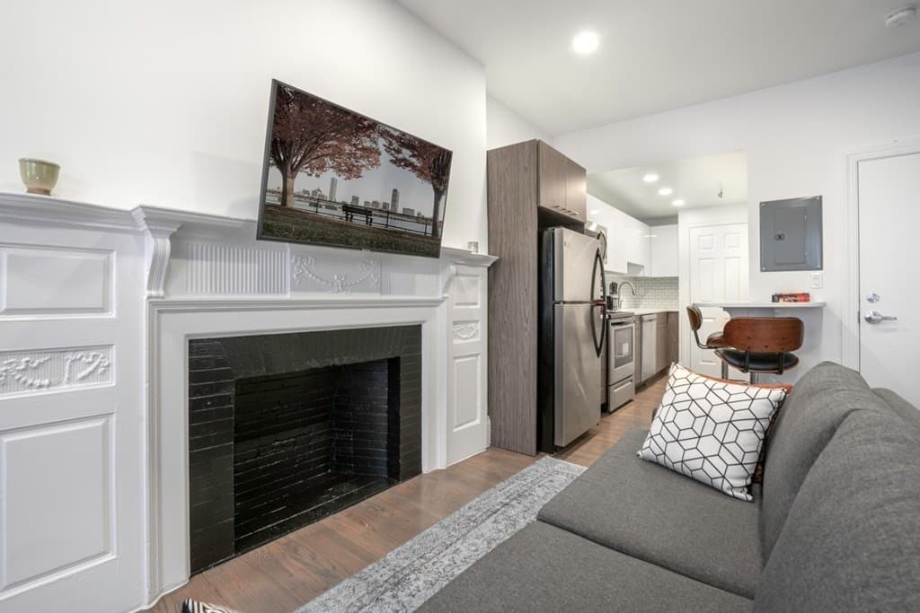 5+ Family - 5+ Units Up/Down at 503 Beacon Street, Boston MA 02215, Boston, photo 3 of 6