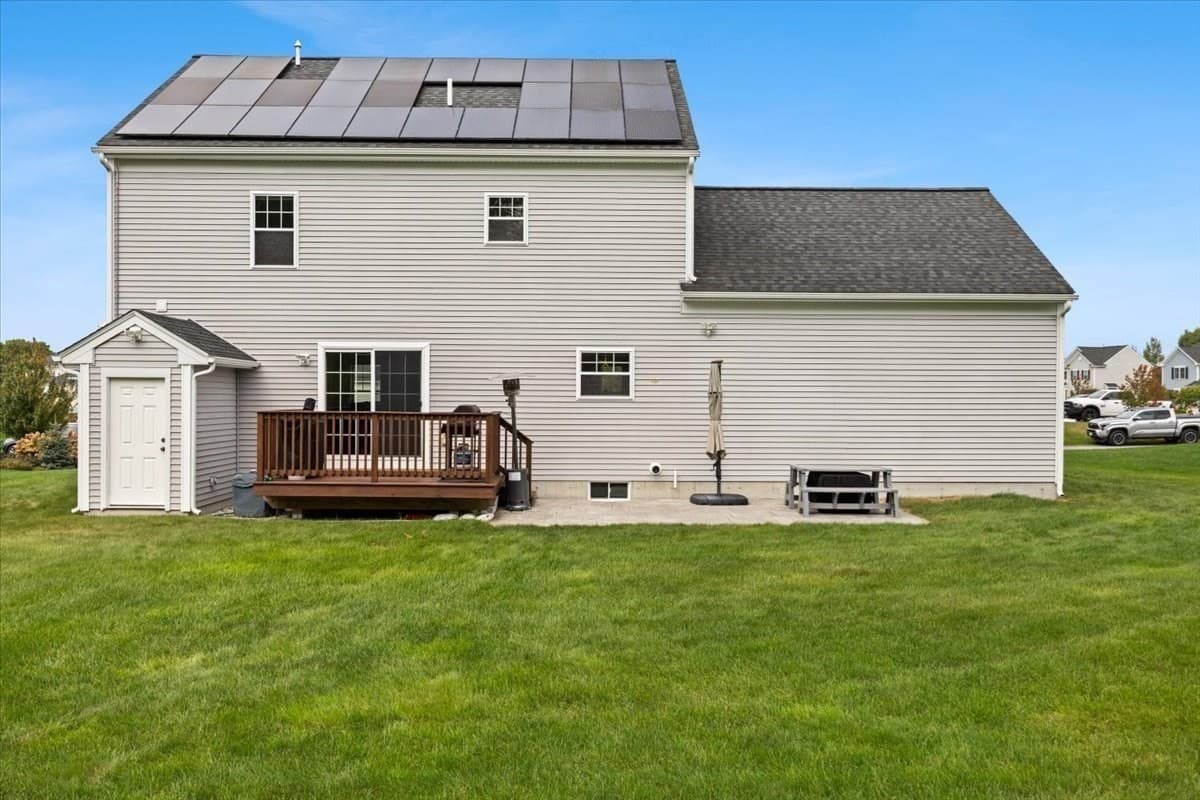 Single Family Residence at 18 White Rock Lane, Swansea MA 02777, Swansea, photo 34 of 36