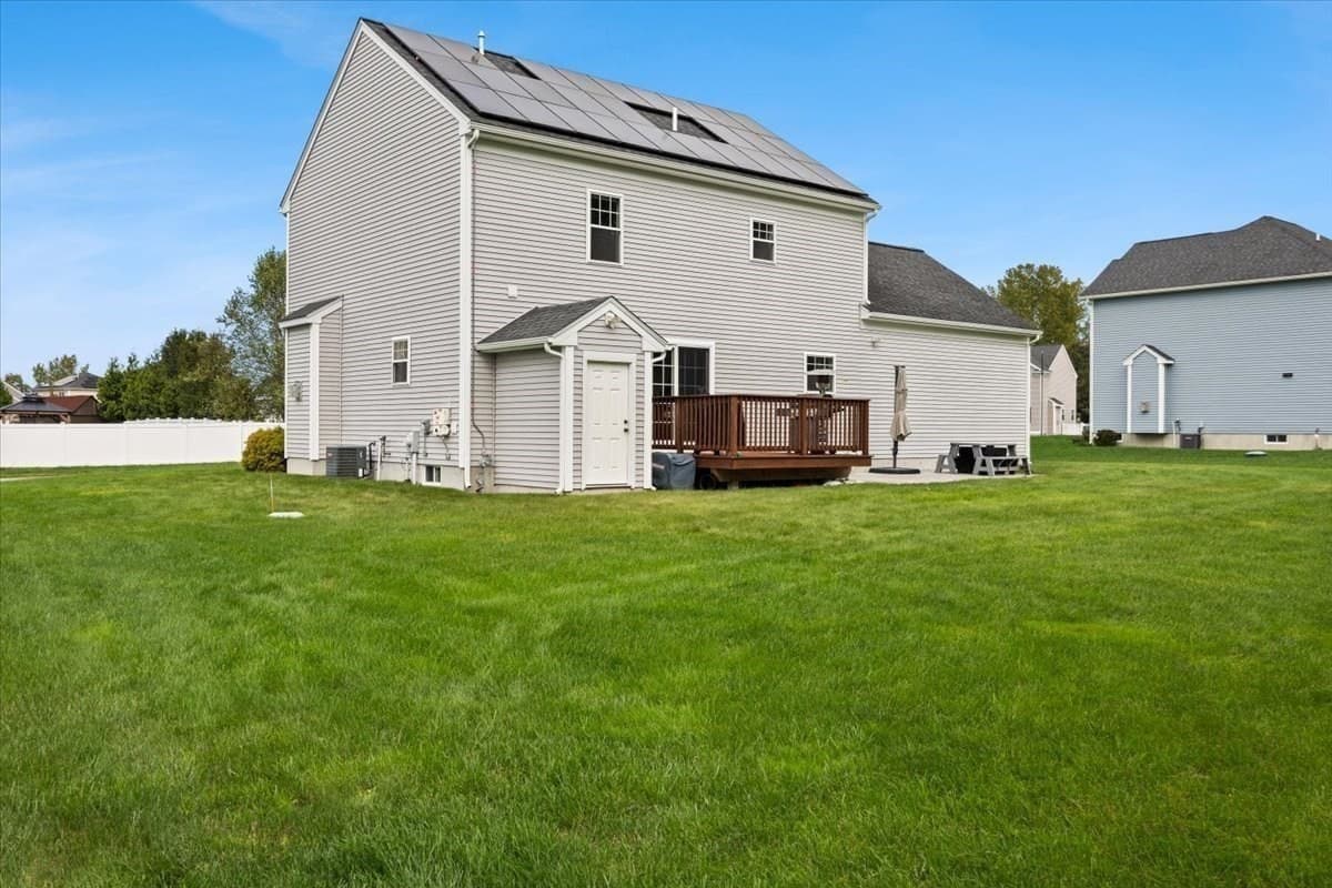 Single Family Residence at 18 White Rock Lane, Swansea MA 02777, Swansea, photo 35 of 36