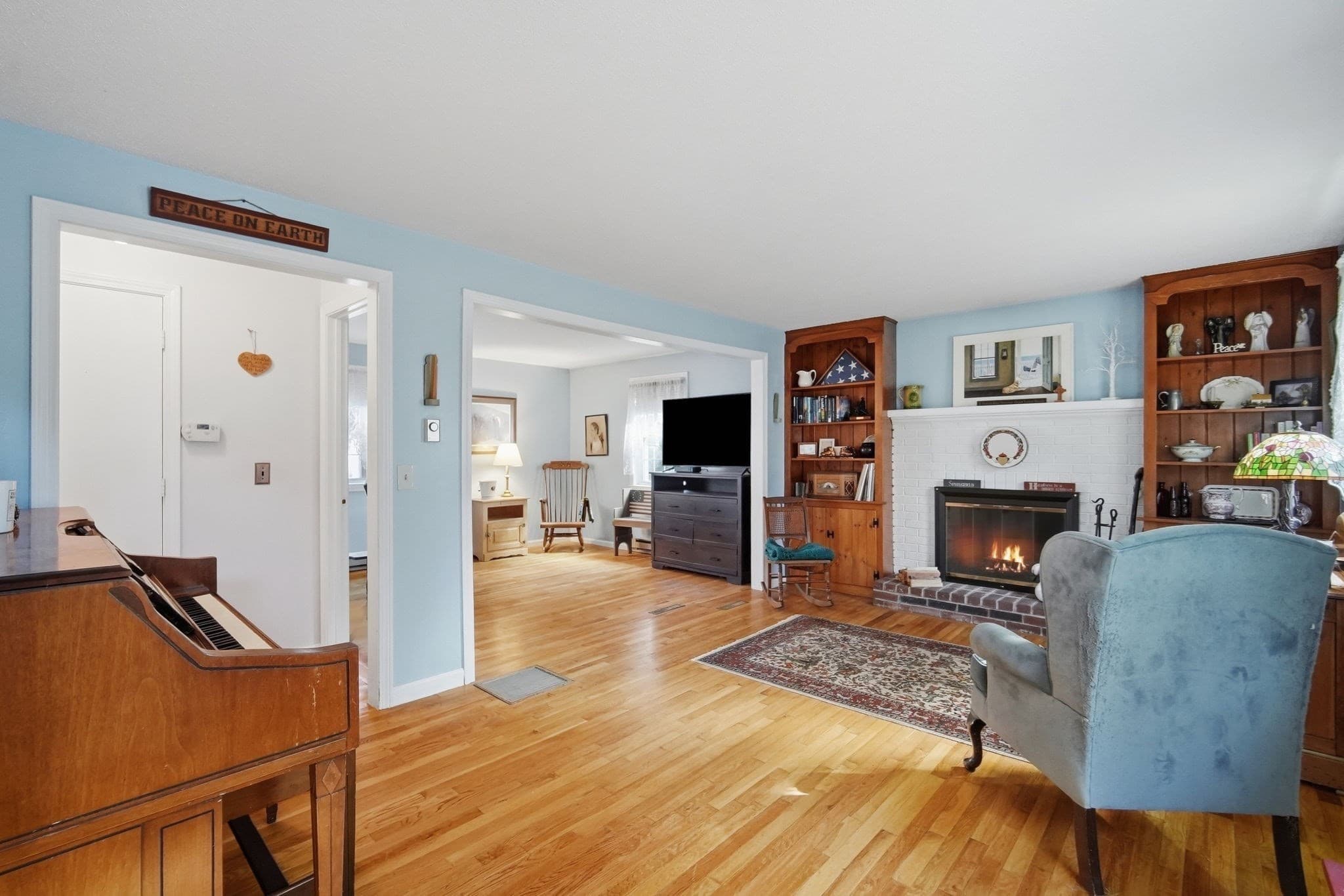 Single Family Residence at 24 Sedgelia Street, Springfield MA 01104, Springfield, photo 2 of 29