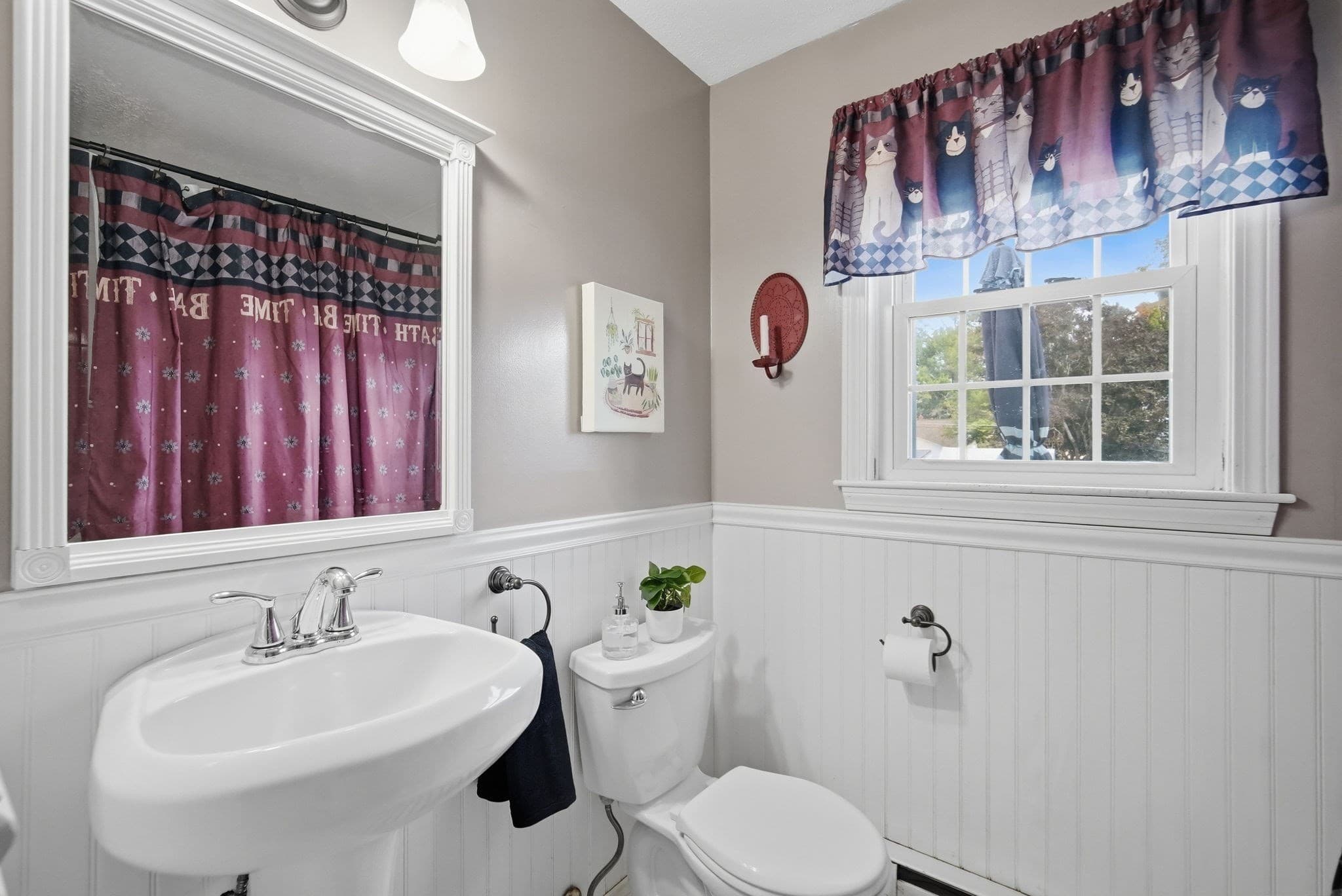 Single Family Residence at 24 Sedgelia Street, Springfield MA 01104, Springfield, photo 13 of 29