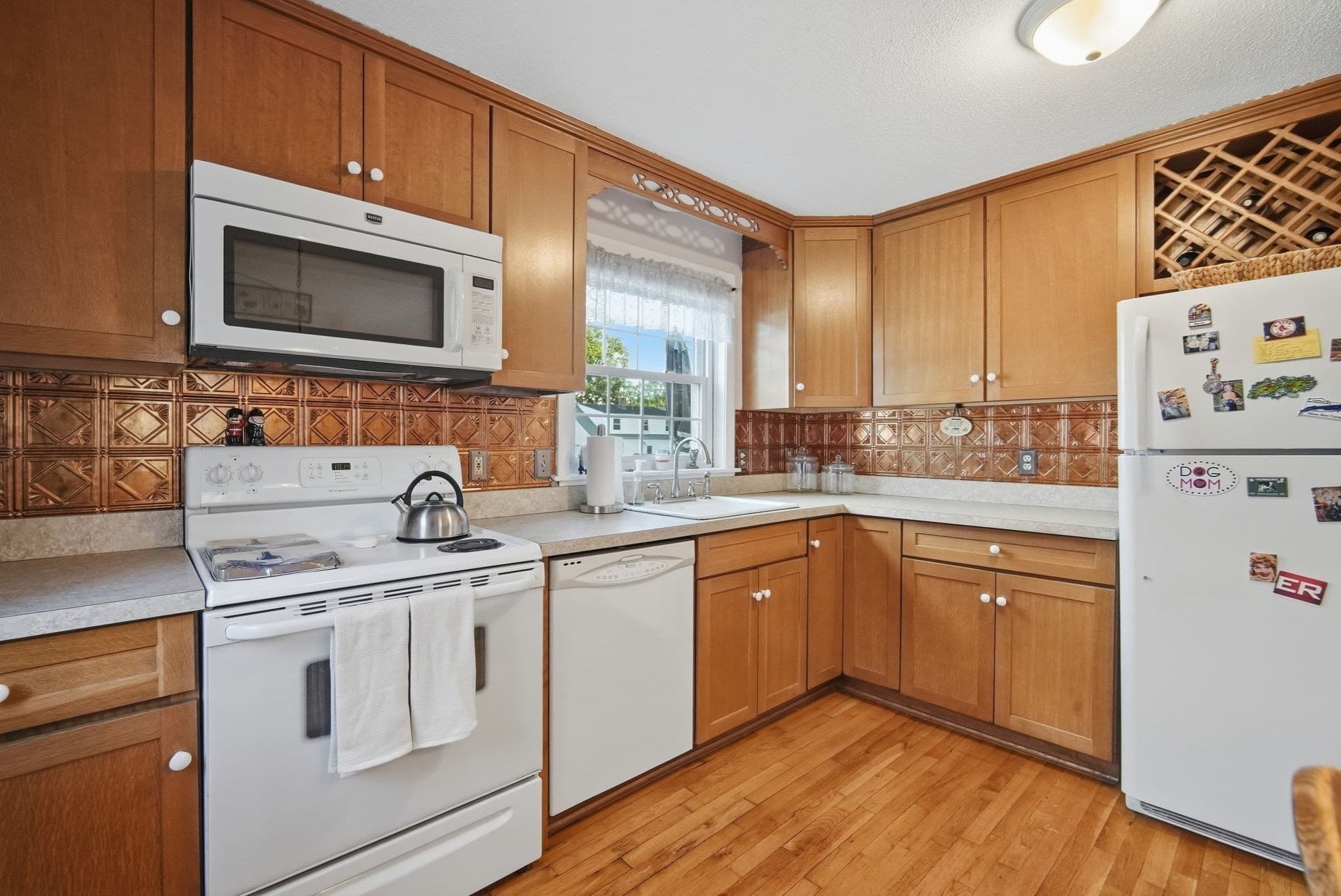Single Family Residence at 24 Sedgelia Street, Springfield MA 01104, Springfield, photo 11 of 29