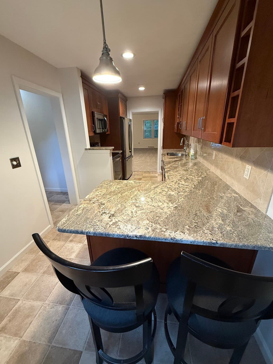 Condominium at 15 Stallbrook Rd # 15, Milford MA 01757, Milford, photo 5 of 24