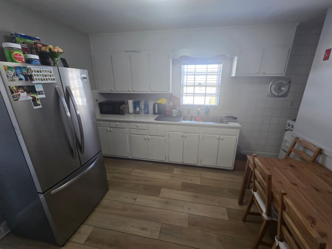 4 Family at 30 Cedar St, Waltham MA 02453, Waltham, photo 5 of 12