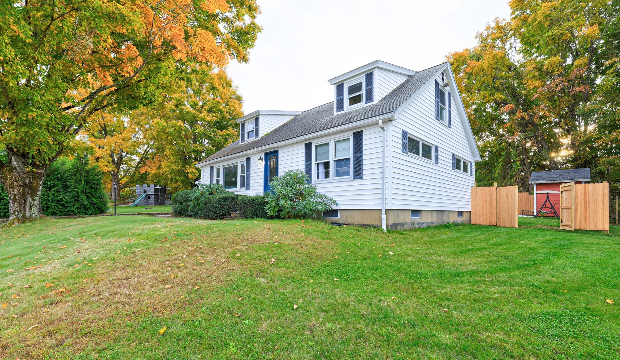 Single Family Residence at 14 Summit Ter, North Brookfield MA 01535, North Brookfield, photo 3 of 40
