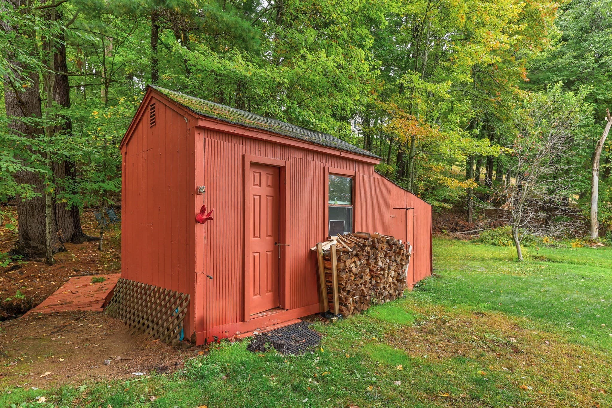 Single Family Residence at 43 Mashapaug Rd, Holland MA 01521, photo 13 of 41