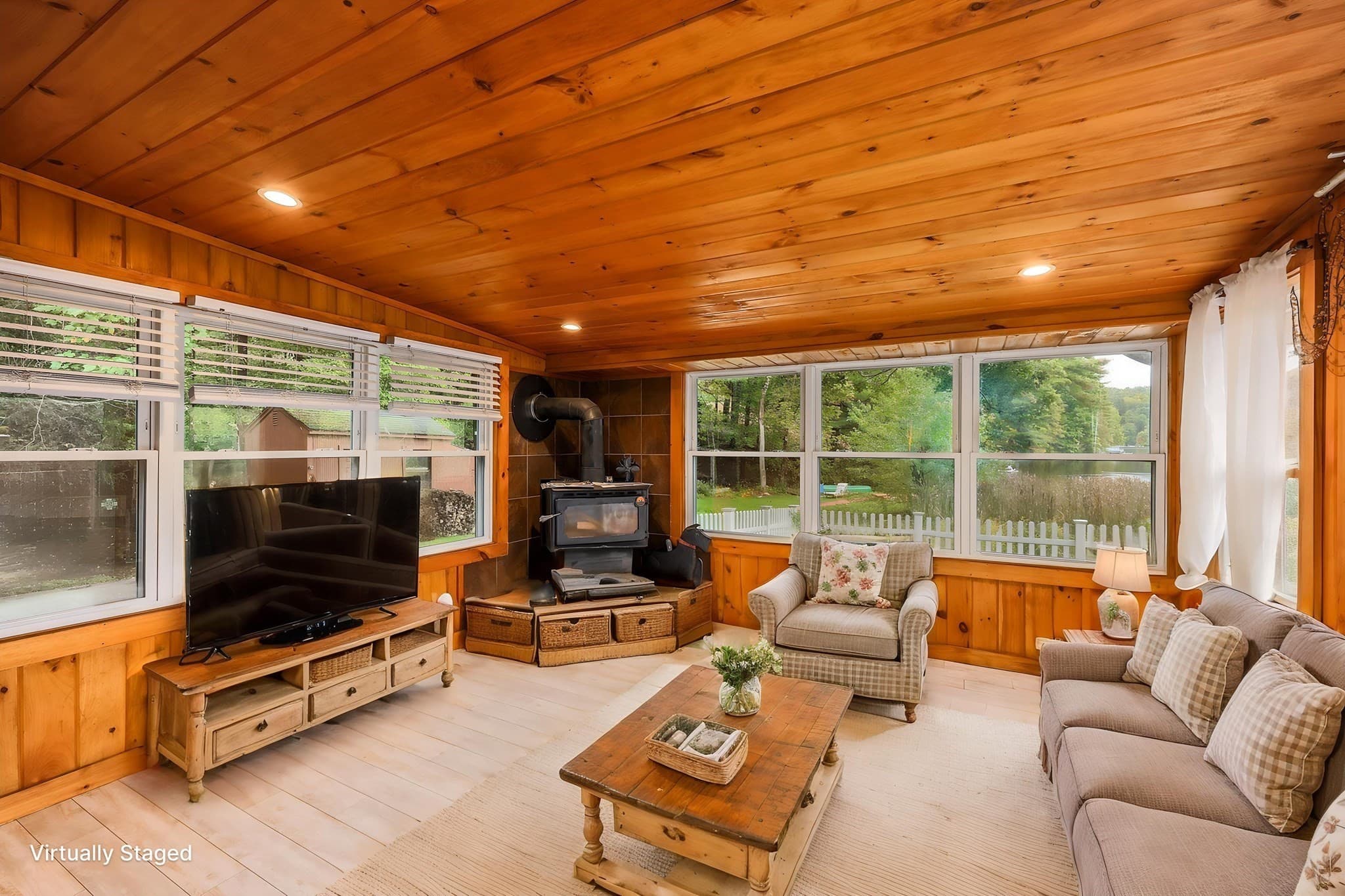 Single Family Residence at 43 Mashapaug Rd, Holland MA 01521, photo 26 of 41