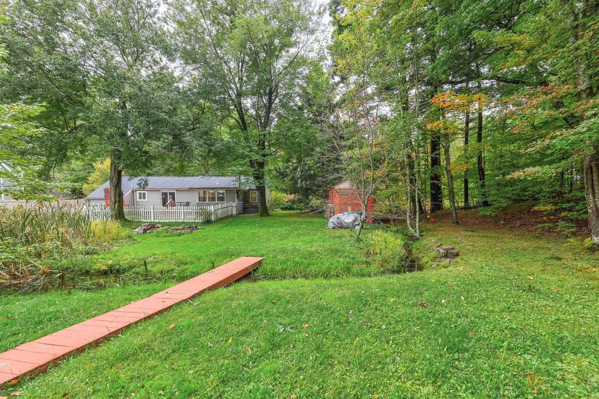 Single Family Residence at 43 Mashapaug Rd, Holland MA 01521, photo 14 of 41