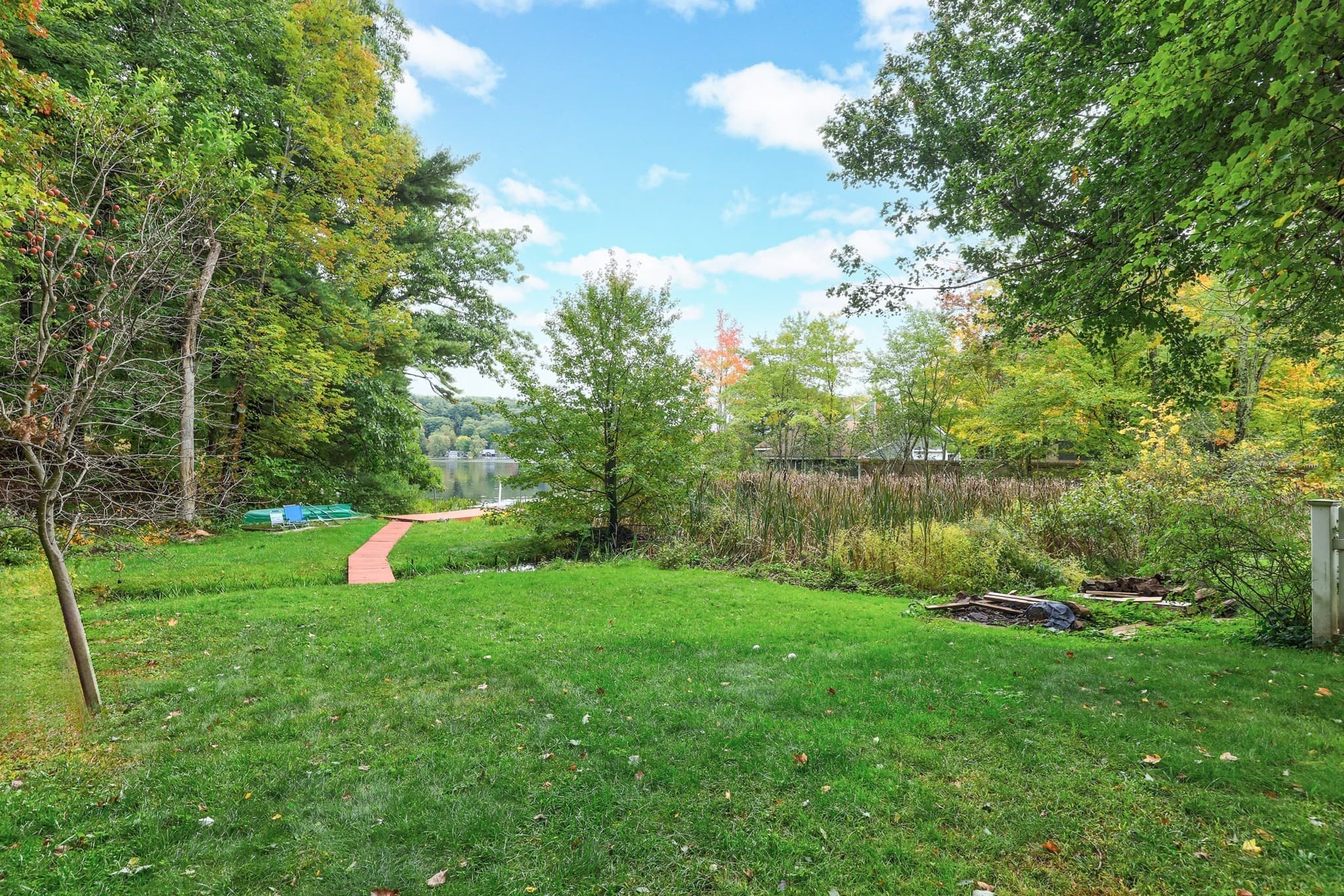 Single Family Residence at 43 Mashapaug Rd, Holland MA 01521, photo 15 of 41