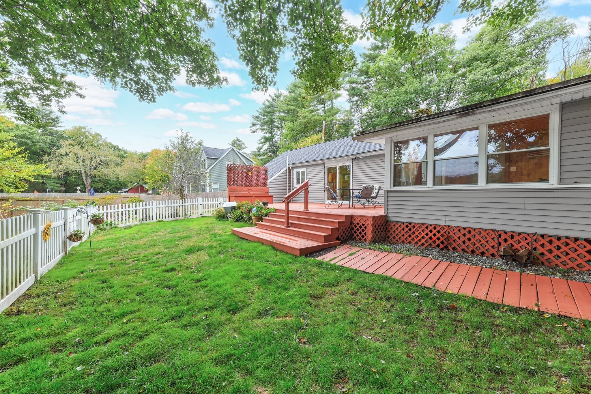 Single Family Residence at 43 Mashapaug Rd, Holland MA 01521, photo 11 of 41