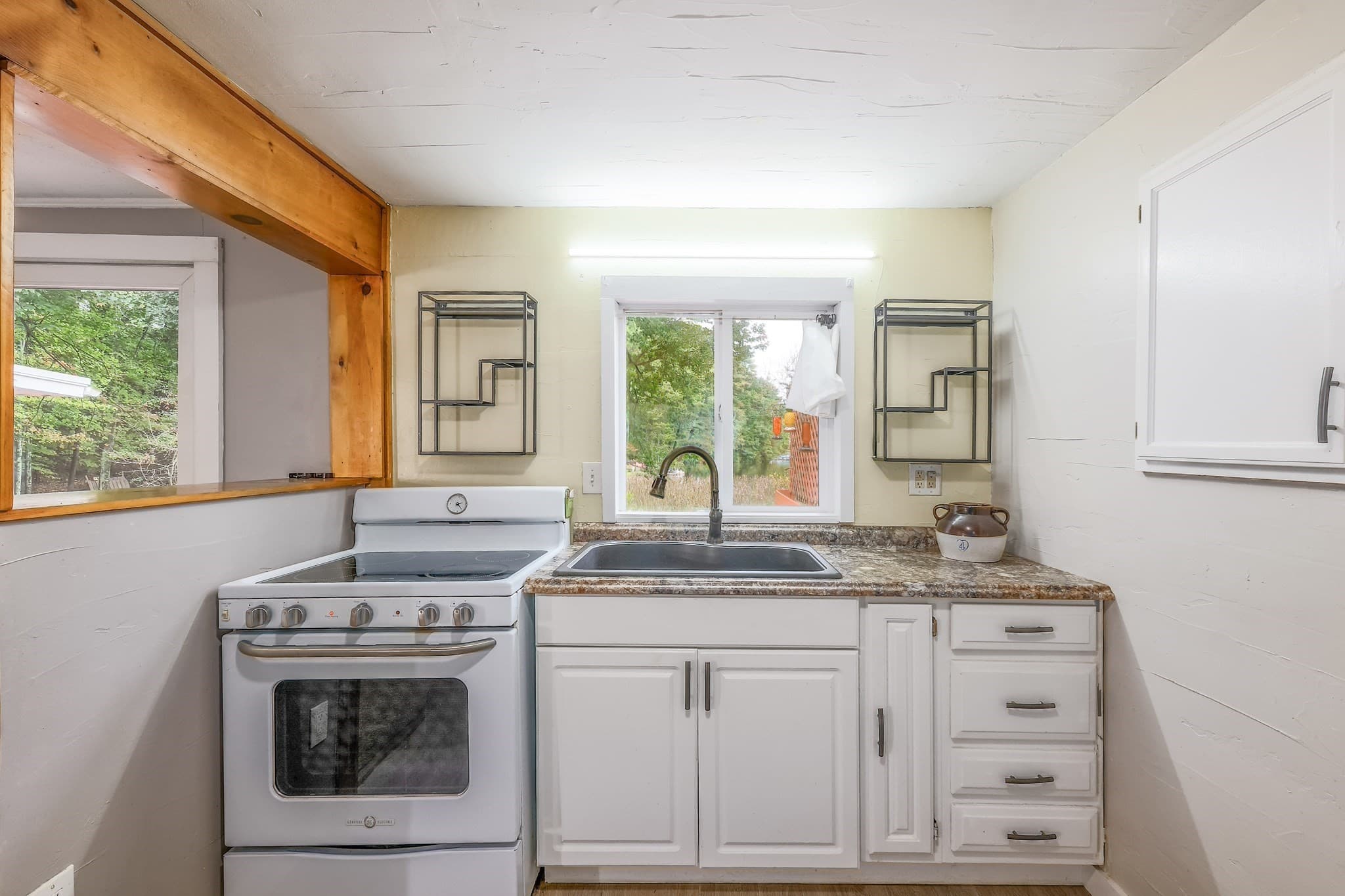 Single Family Residence at 43 Mashapaug Rd, Holland MA 01521, photo 19 of 41