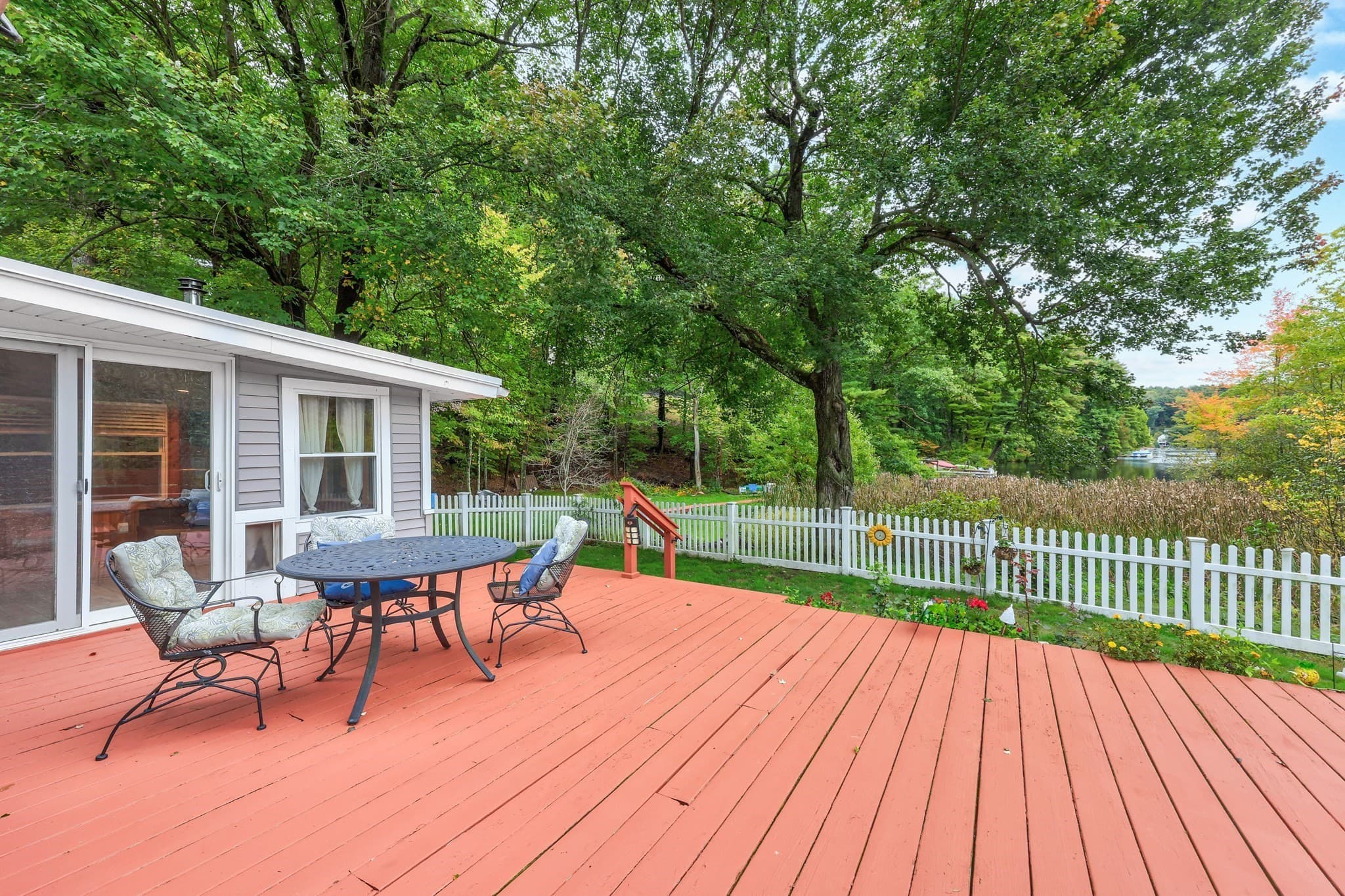 Single Family Residence at 43 Mashapaug Rd, Holland MA 01521, photo 8 of 41