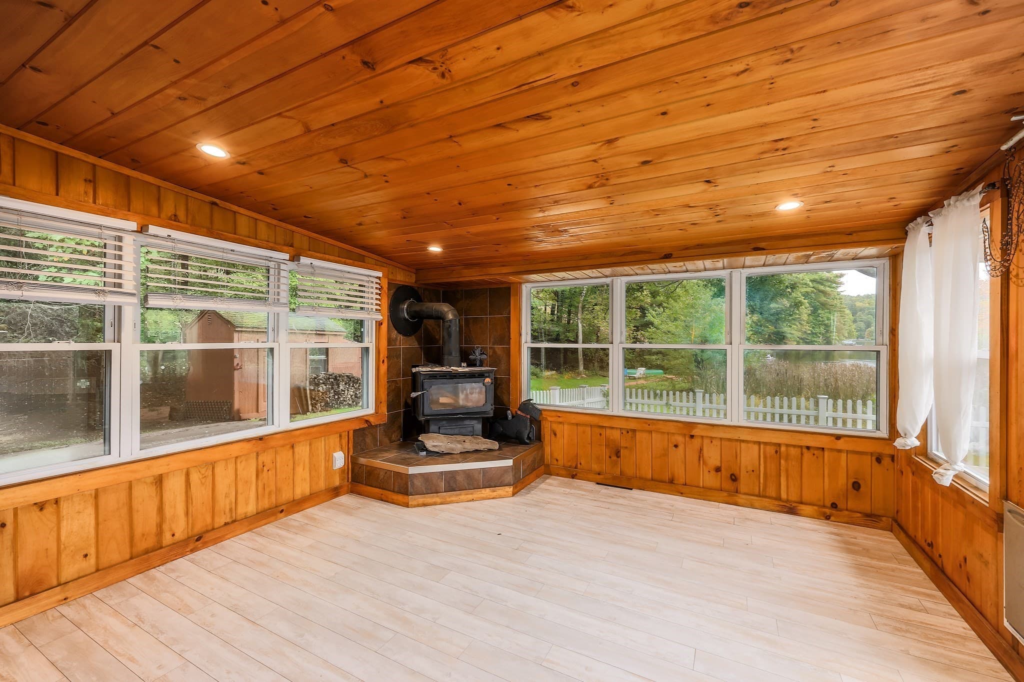 Single Family Residence at 43 Mashapaug Rd, Holland MA 01521, photo 25 of 41