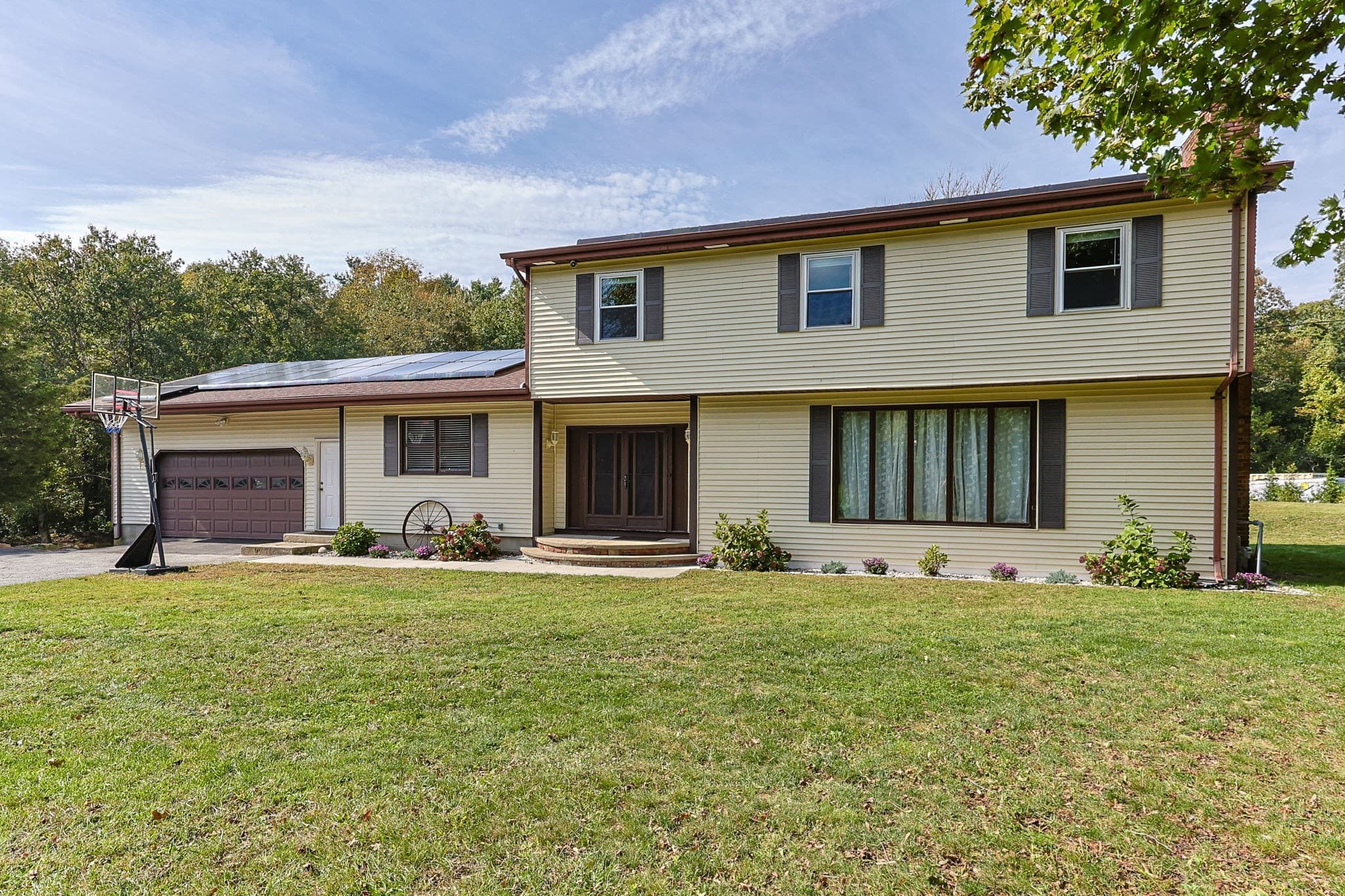 Single Family Residence at 171 Gifford Rd, Westport MA 02790, Westport, photo 2 of 42