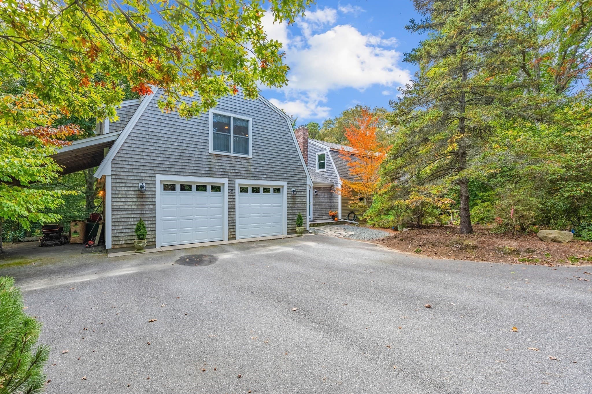 Single Family Residence at 70 Acre Hill Rd, Barnstable MA 02630, Barnstable, photo 5 of 42