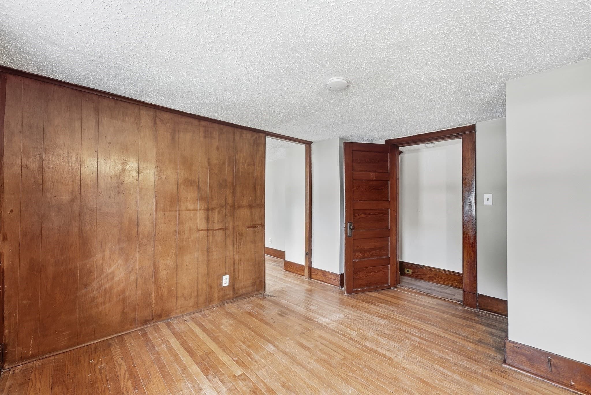 Single Family Residence at 102 Tiffany St, Springfield MA 01108, Springfield, photo 23 of 37