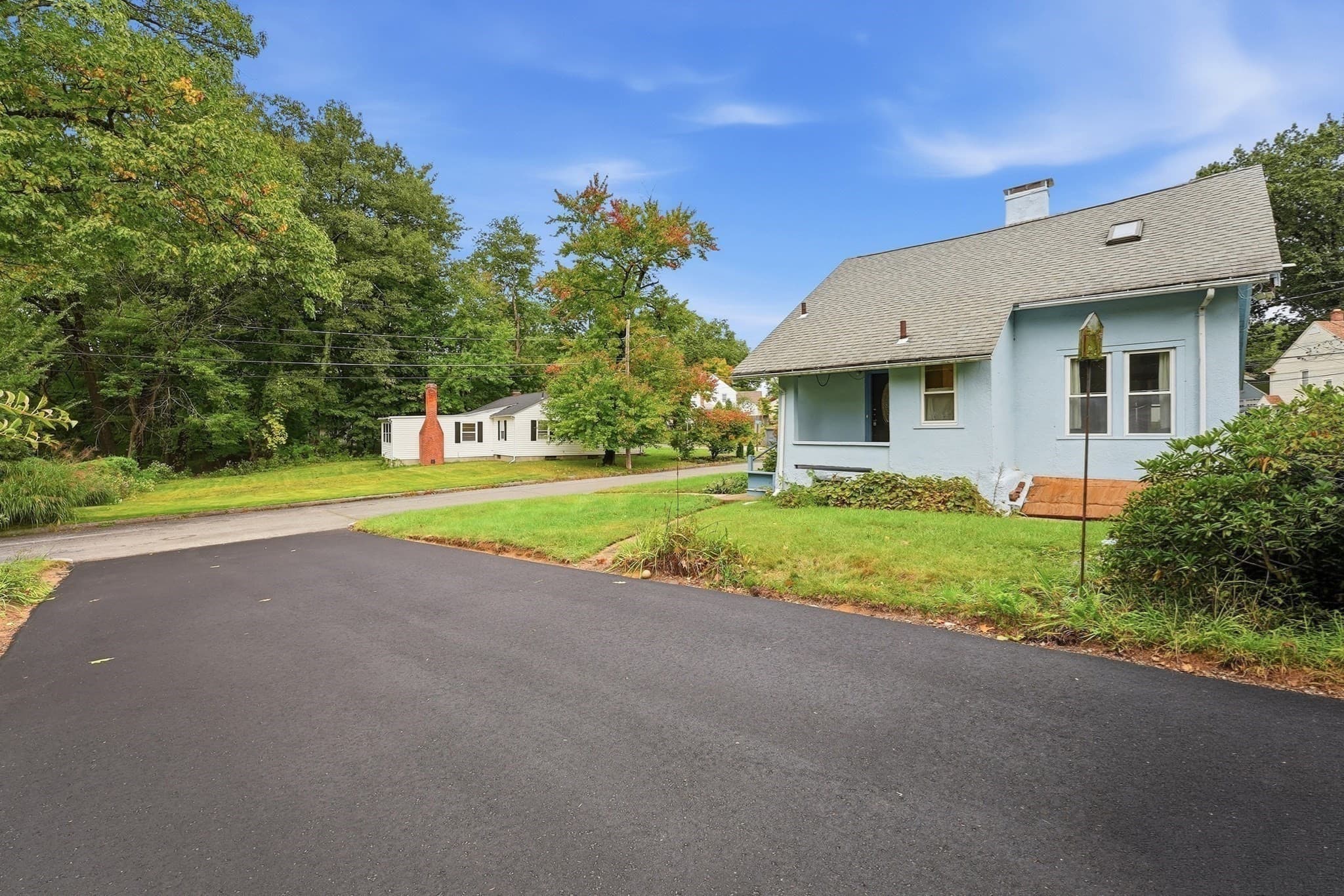 Single Family Residence at 102 Tiffany St, Springfield MA 01108, Springfield, photo 7 of 37