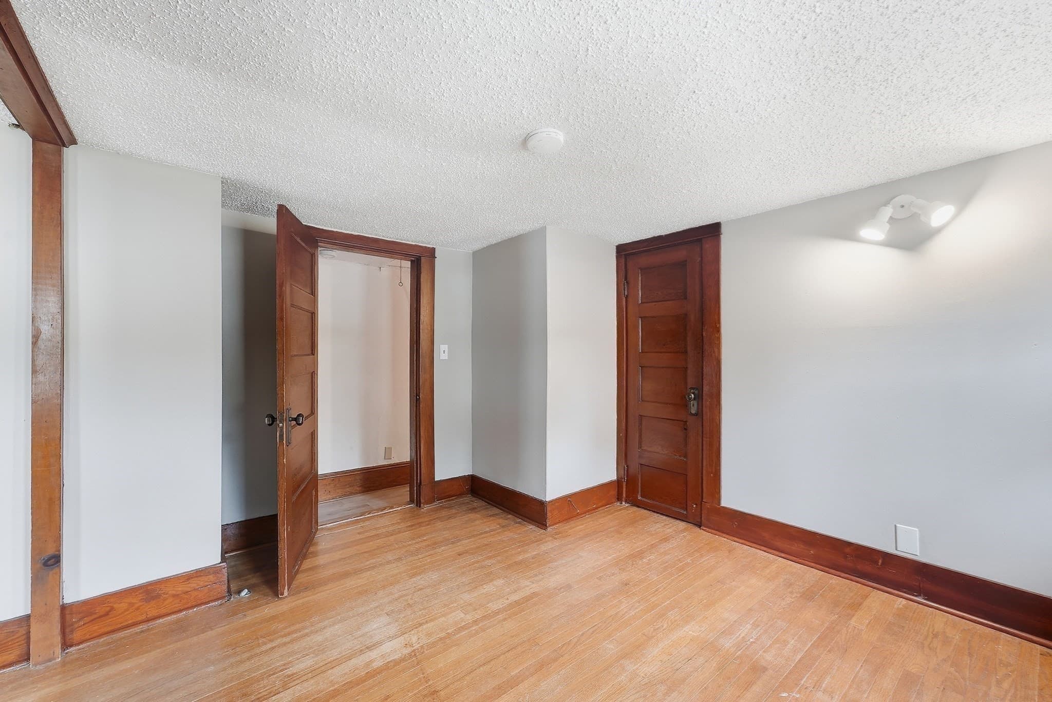 Single Family Residence at 102 Tiffany St, Springfield MA 01108, Springfield, photo 20 of 37