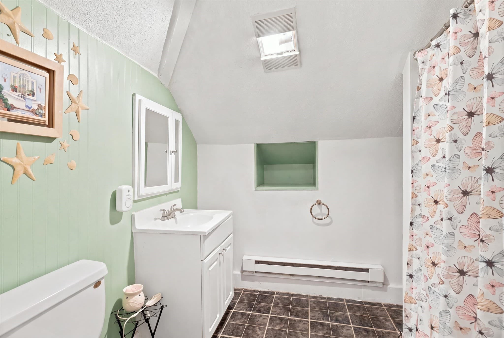 2 Family - 2 Units Up/Down at 20 Ridge Rd, Lawrence MA 01841, Lawrence, photo 27 of 35
