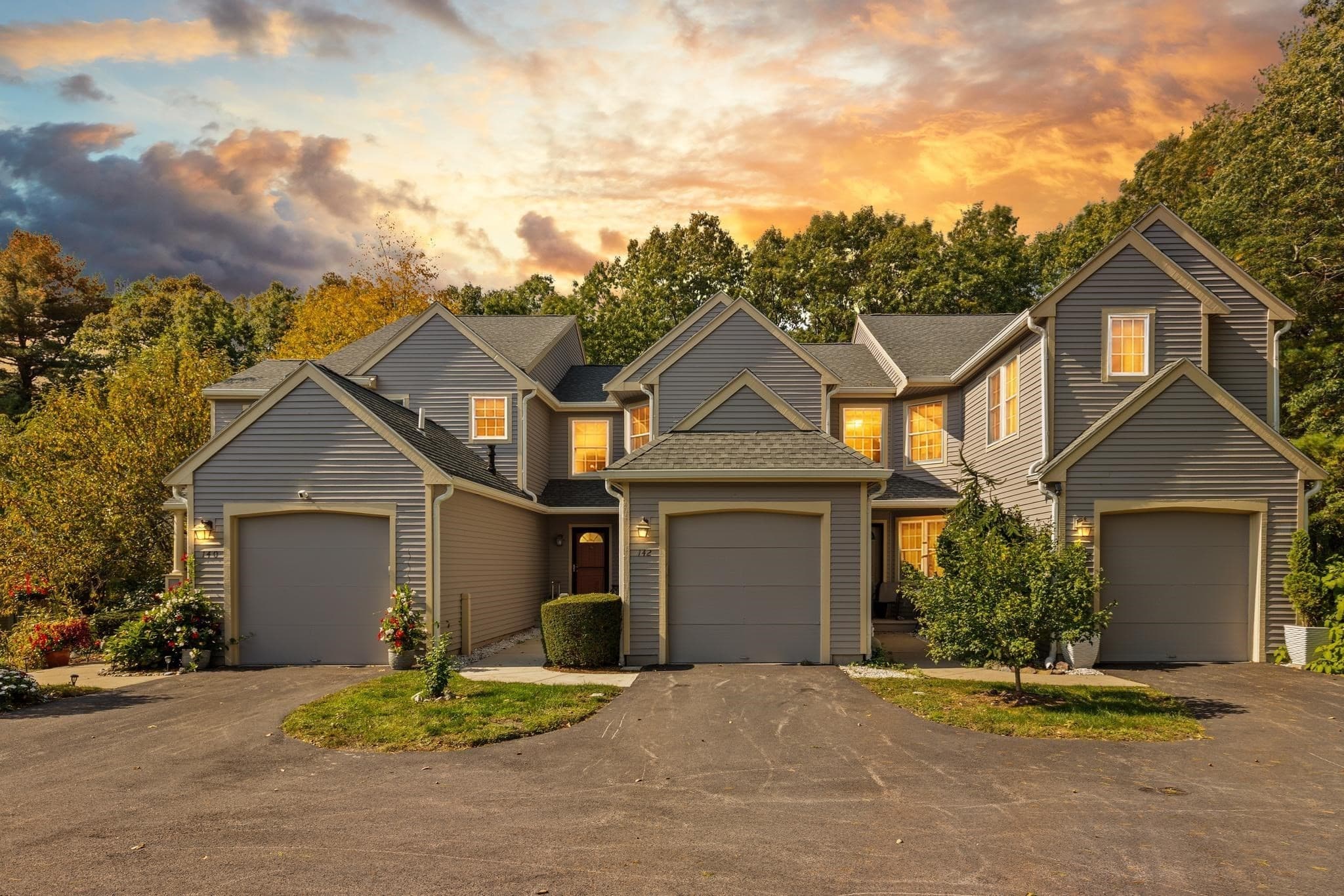 Condominium at 142 Cannon Forge Dr # 142, Foxboro MA 02035, Foxboro, photo 32 of 33