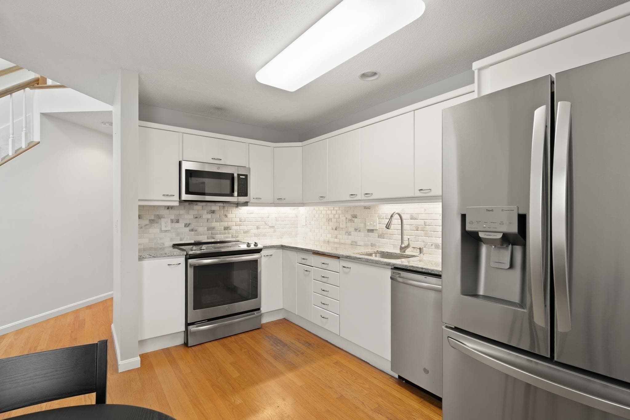 Condominium at 142 Cannon Forge Dr # 142, Foxboro MA 02035, Foxboro, photo 9 of 33
