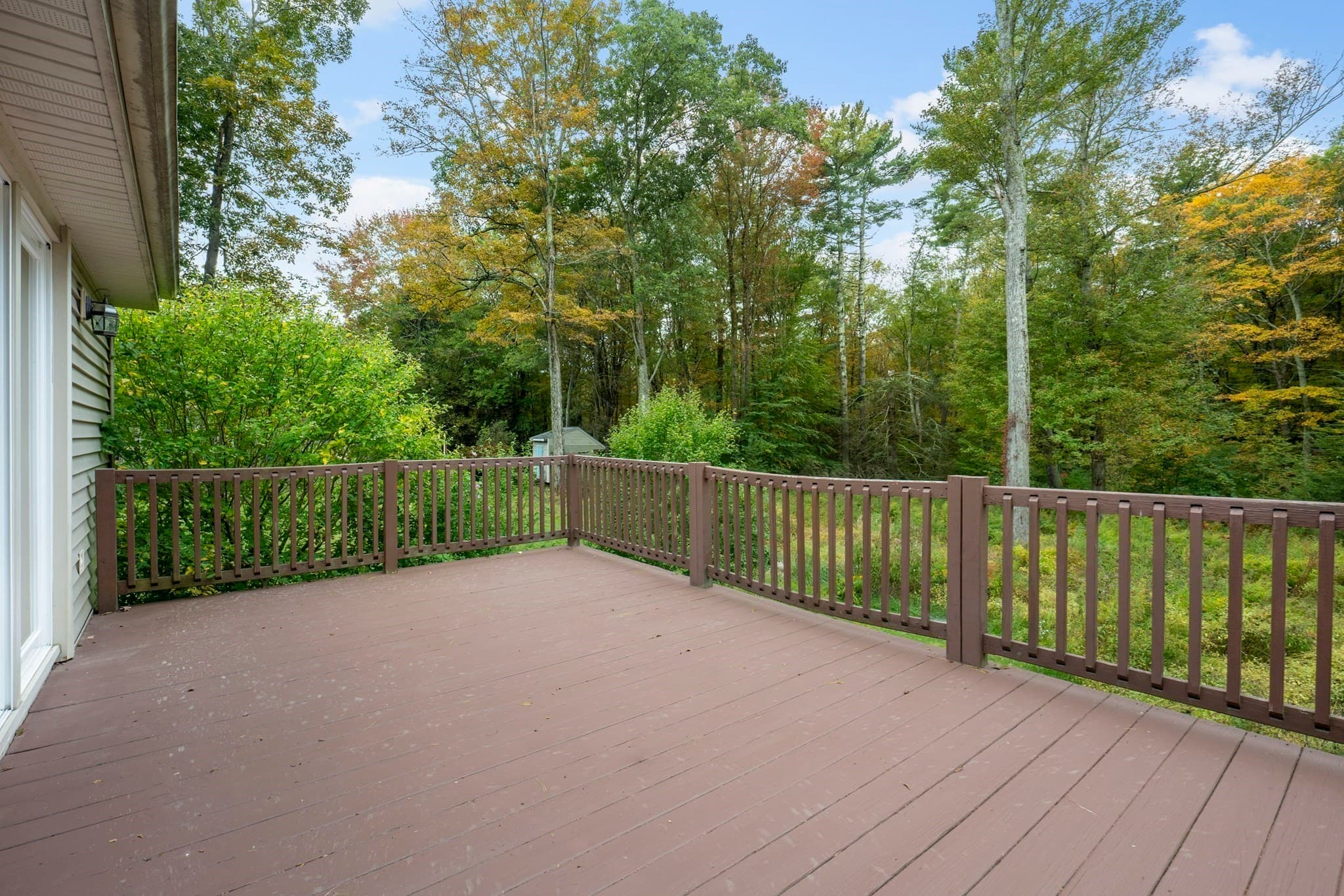 Single Family Residence at 35 Old Sawmill Rd, Woodstock CT 06281, photo 30 of 36
