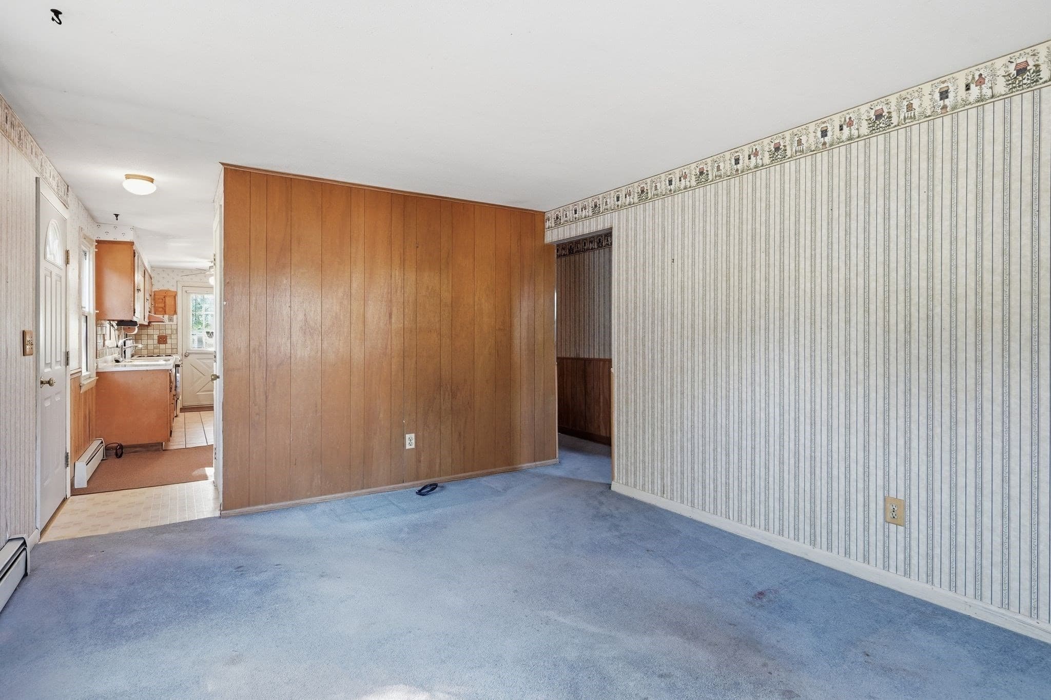Single Family Residence at 172 Barna St, Ludlow MA 01056, Ludlow, photo 7 of 42