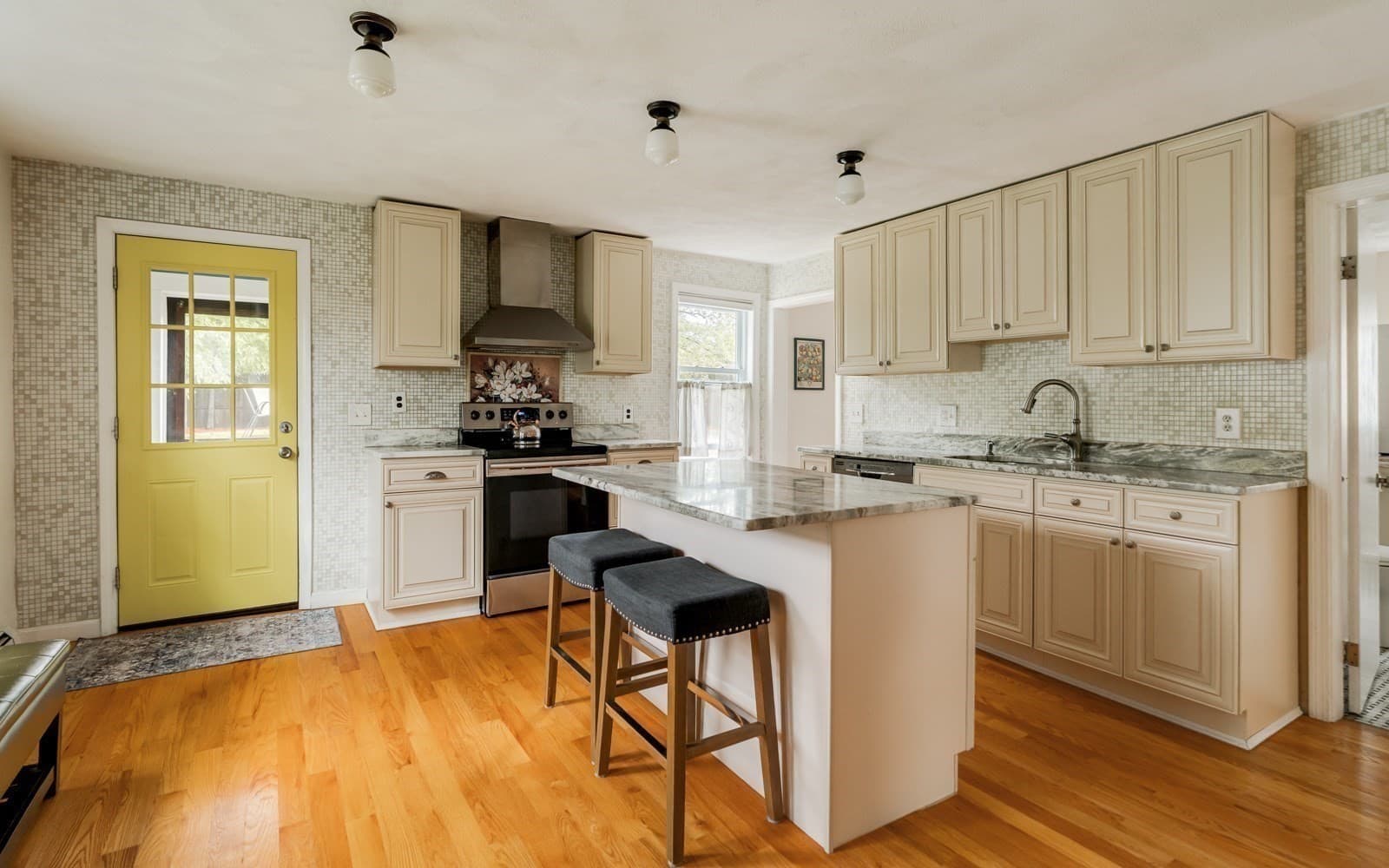 Single Family Residence at 12 Butler St, Medford MA 02155, Medford, photo 7 of 39