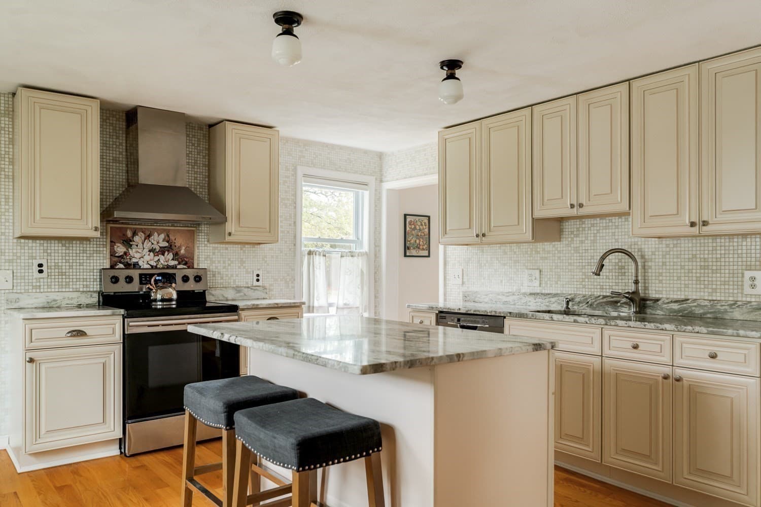 12 Butler St, Medford MA 02155