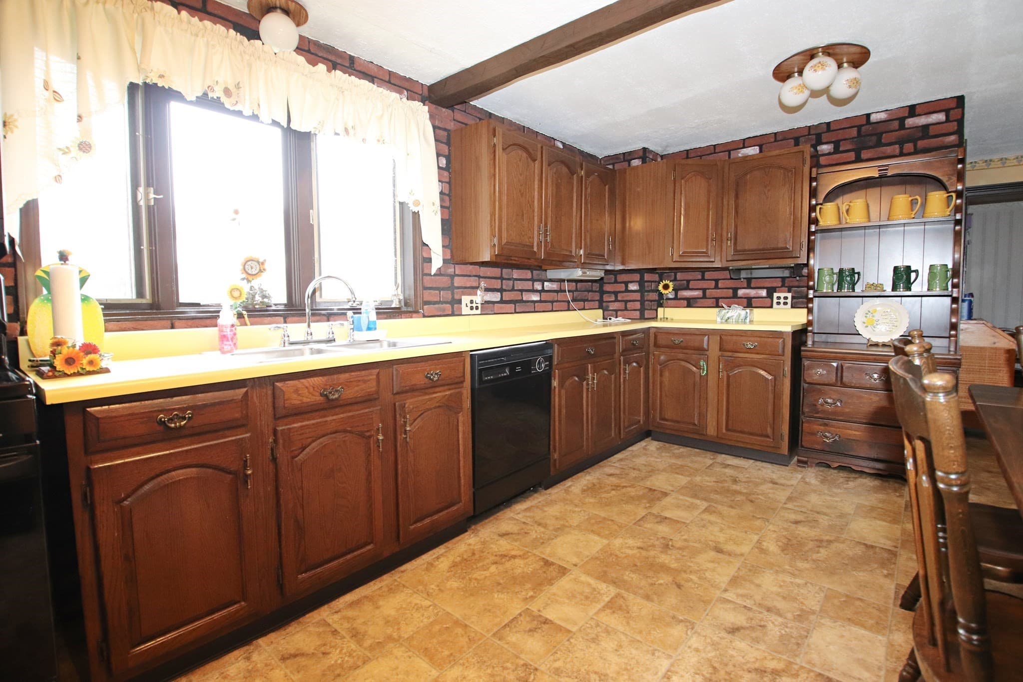 Single Family Residence at 15 Lewis Lane, Saugus MA 01906, Saugus, photo 2 of 31