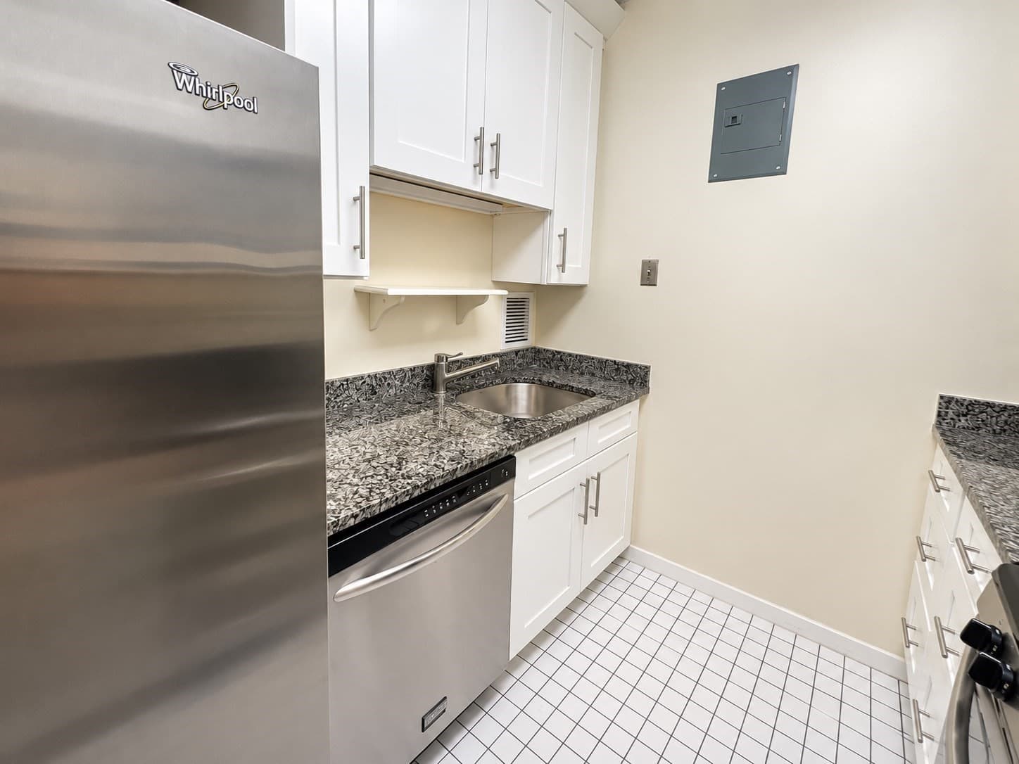 Condominium at 65 E India Row # 29H, Boston MA 02110, Boston, photo 11 of 15