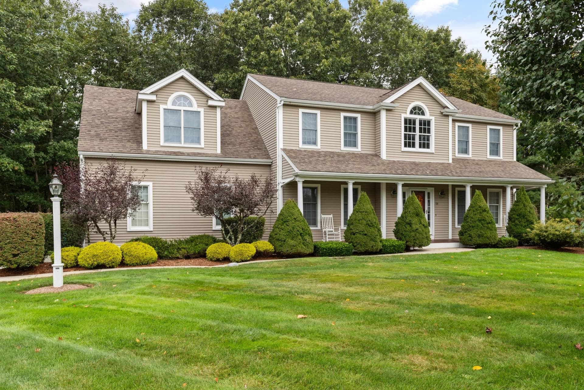 19 Acorn Rd, Easton MA 02356