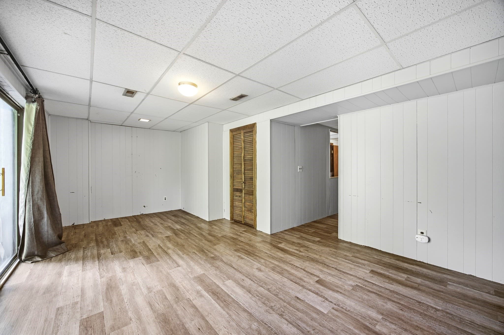Condominium at 220 Beekman Dr # 220, Agawam MA 01001, Agawam, photo 27 of 29