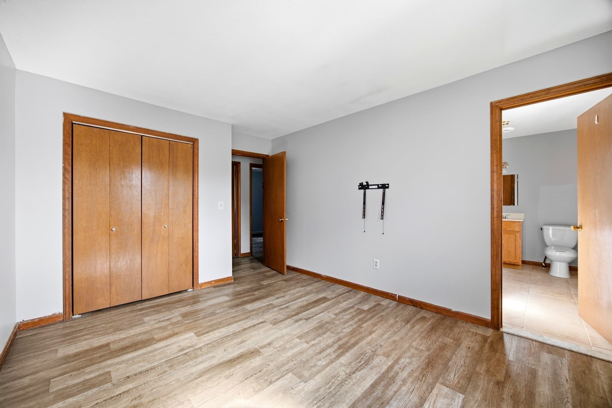 Condominium at 220 Beekman Dr # 220, Agawam MA 01001, Agawam, photo 16 of 29