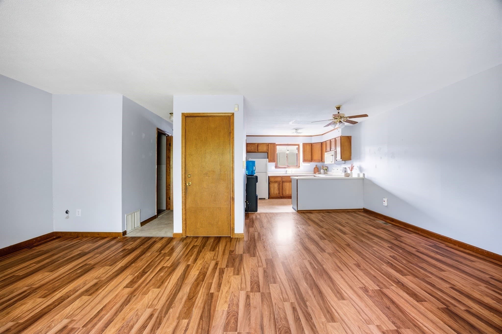 Condominium at 220 Beekman Dr # 220, Agawam MA 01001, Agawam, photo 9 of 29