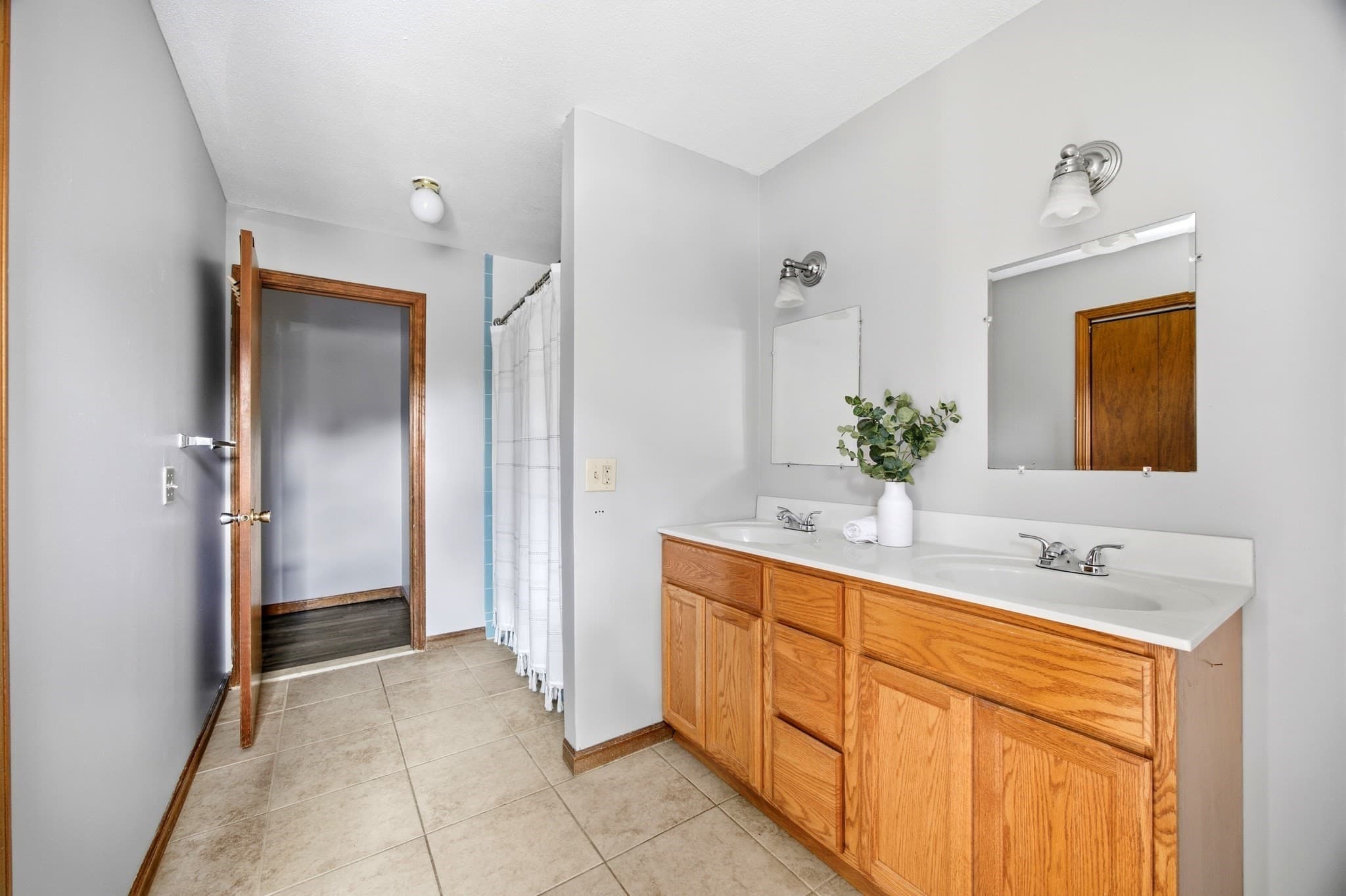 Condominium at 220 Beekman Dr # 220, Agawam MA 01001, Agawam, photo 15 of 29