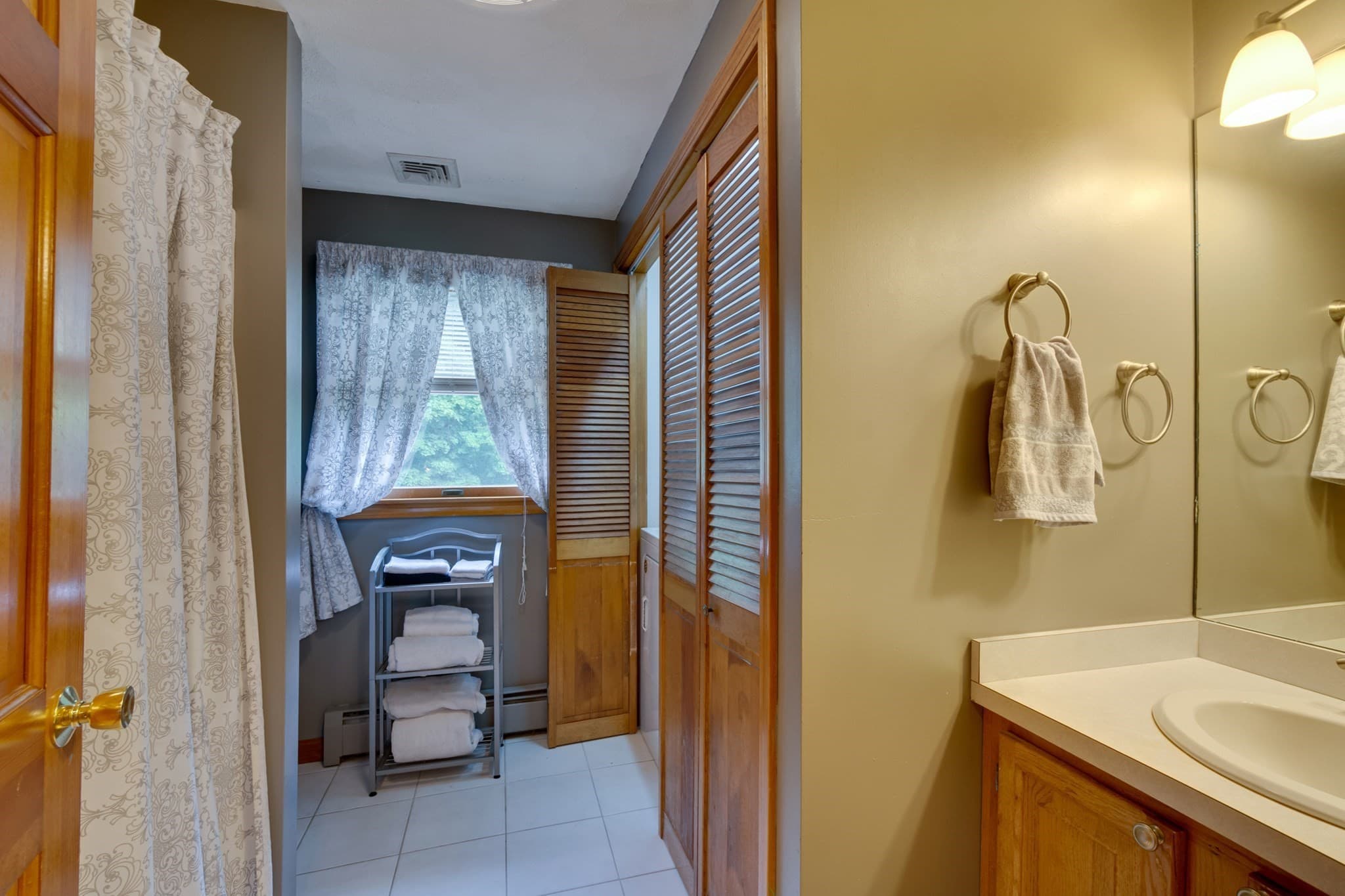 Single Family Residence at 8 Otter Pond Road, Lynnfield MA 01940, Lynnfield, photo 32 of 39