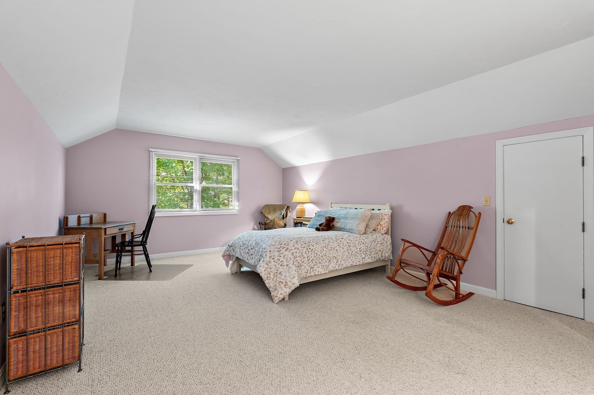 Single Family Residence at 10 Trevor Ln, Worcester MA 01605, Worcester, photo 17 of 36