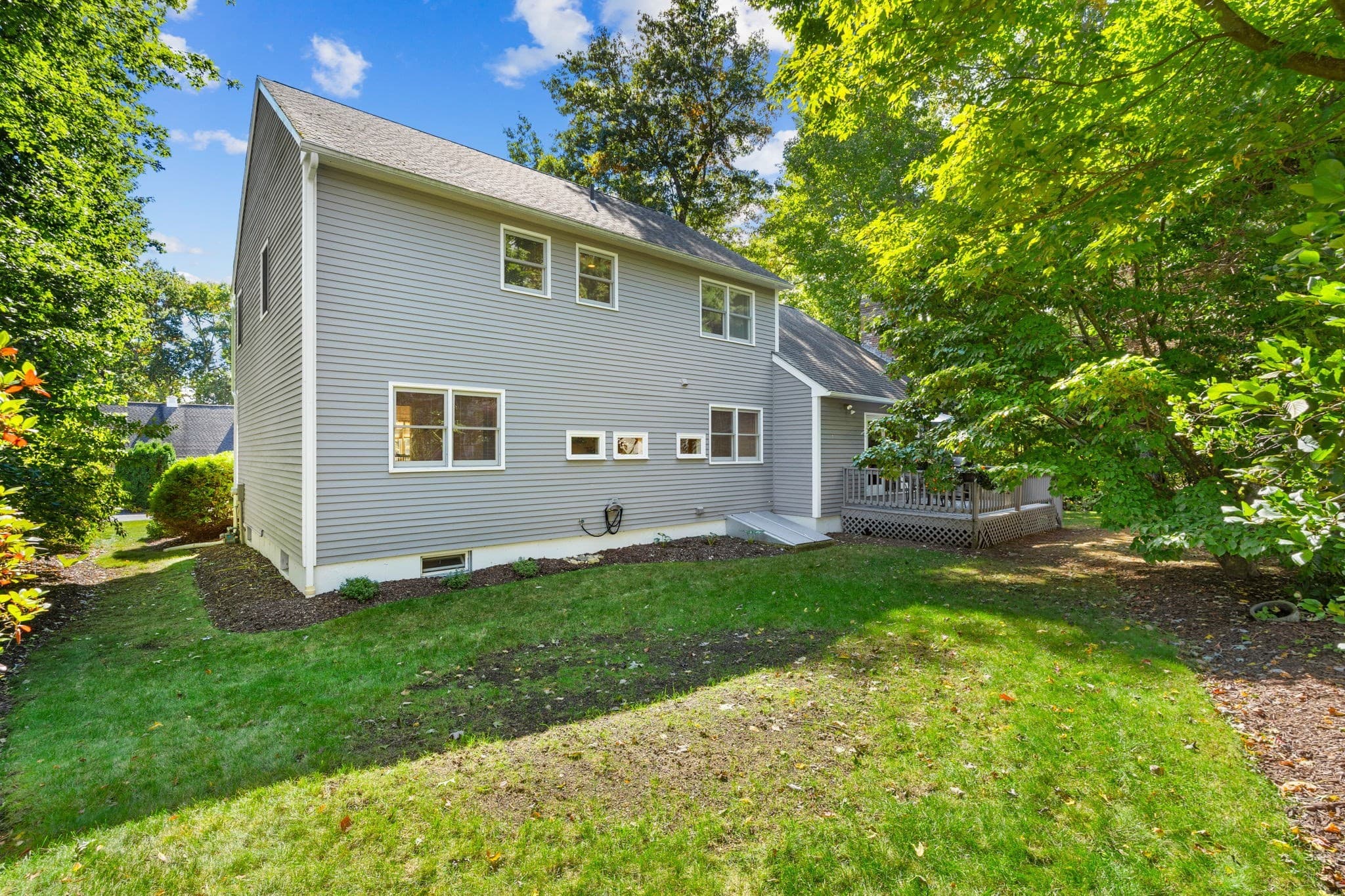 Single Family Residence at 10 Trevor Ln, Worcester MA 01605, Worcester, photo 32 of 36