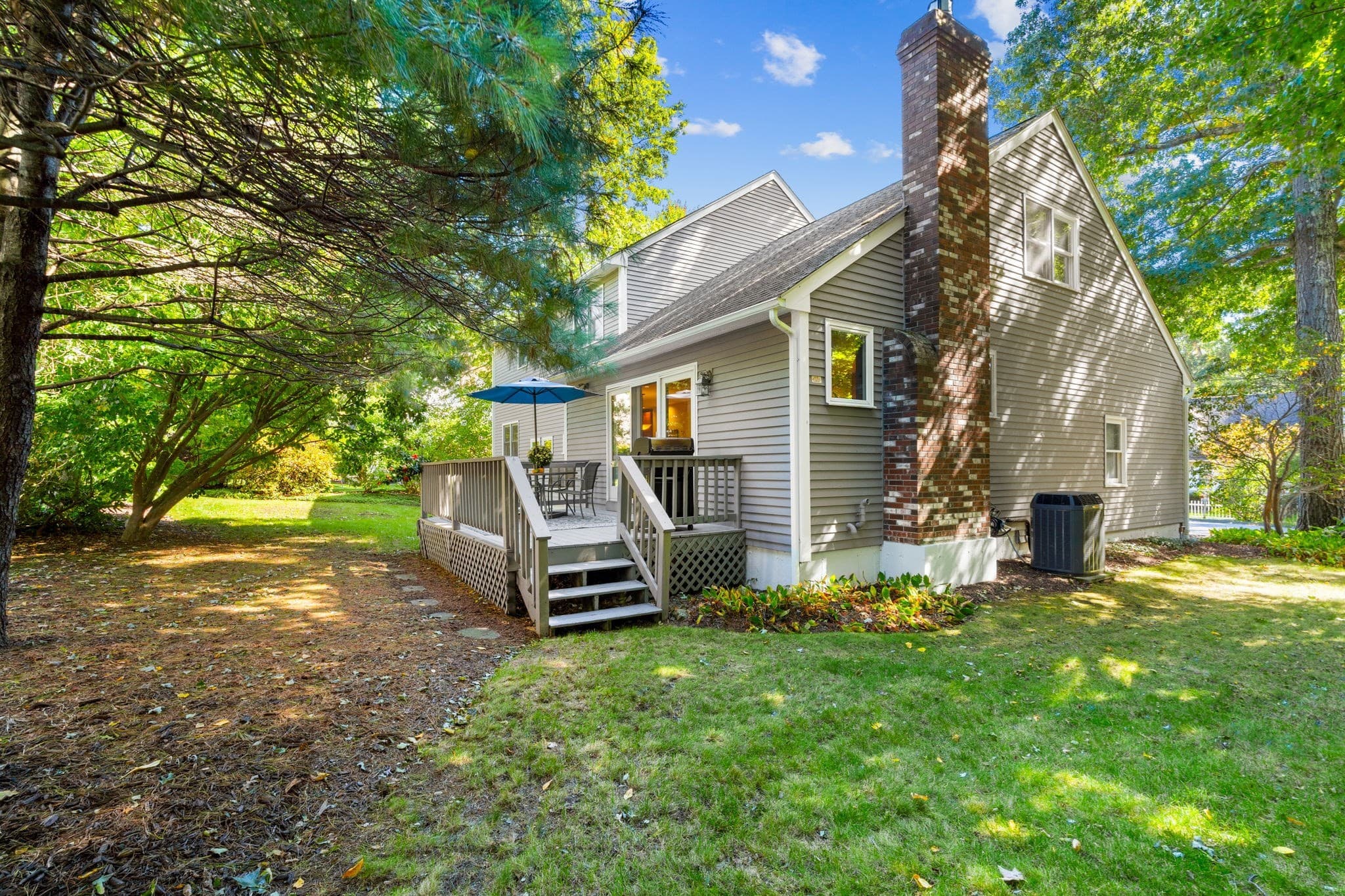 Single Family Residence at 10 Trevor Ln, Worcester MA 01605, Worcester, photo 30 of 36