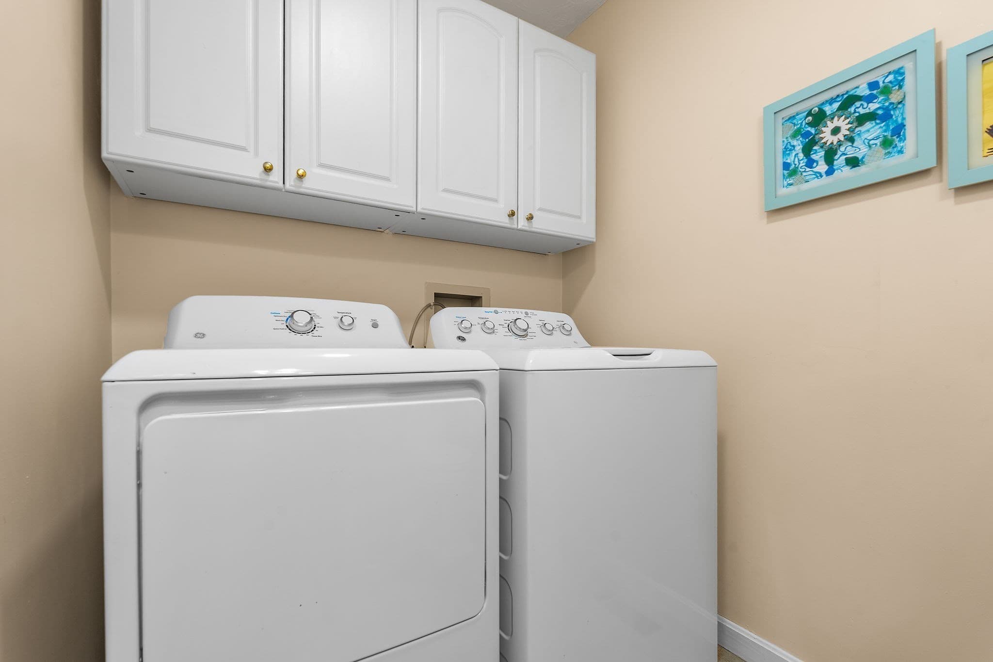 Single Family Residence at 10 Trevor Ln, Worcester MA 01605, Worcester, photo 15 of 36